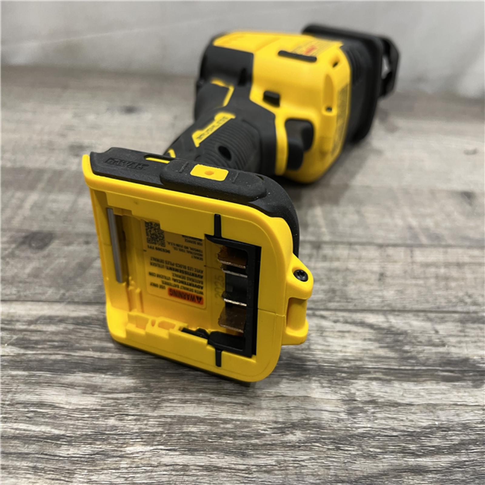 AS-IS DEWALT ATOMIC 20V MAX Cordless Brushless Compact Reciprocating Saw (Tool Only)