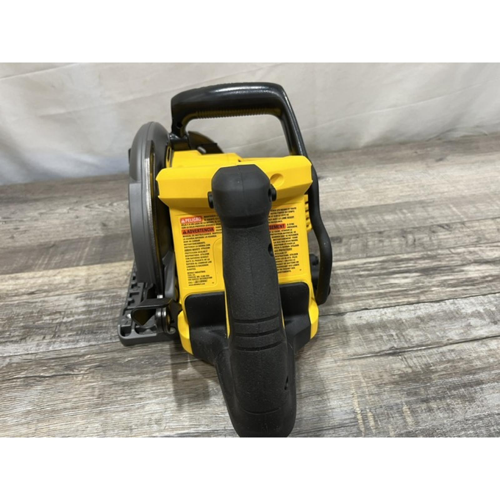 AS-IS DEWALT FLEXVOLT 60V MAX Cordless Brushless 7-1/4 in. Wormdrive Style Circular Saw (Tool Only)