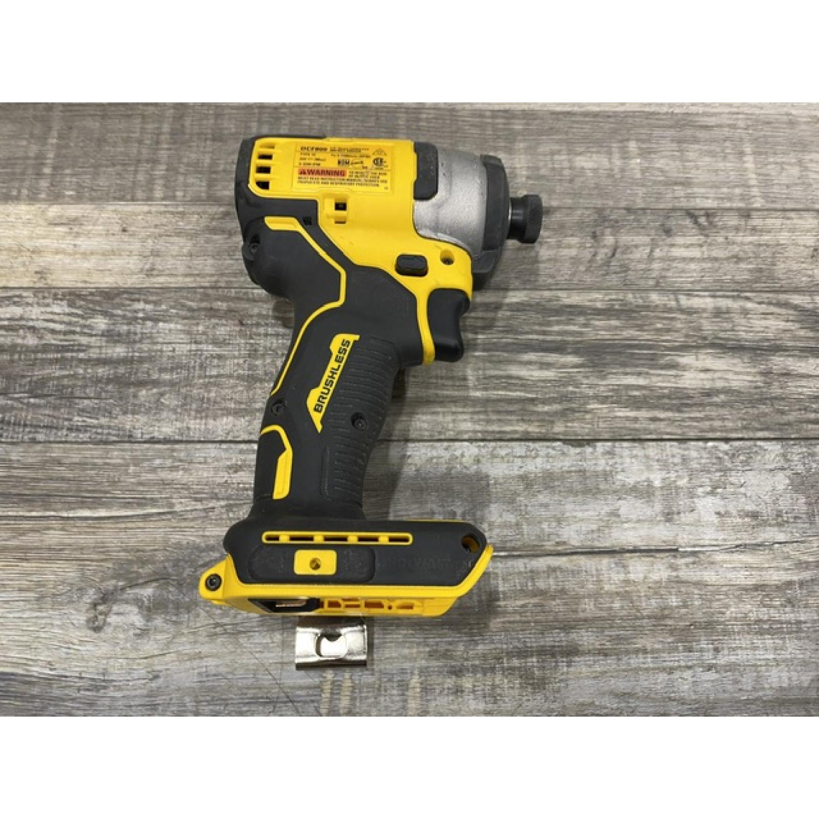AS-IS DEWALT Atomic 20V Max Lithium-Ion Brushless Cordless Compact 1/4 in. Impact Driver Kit