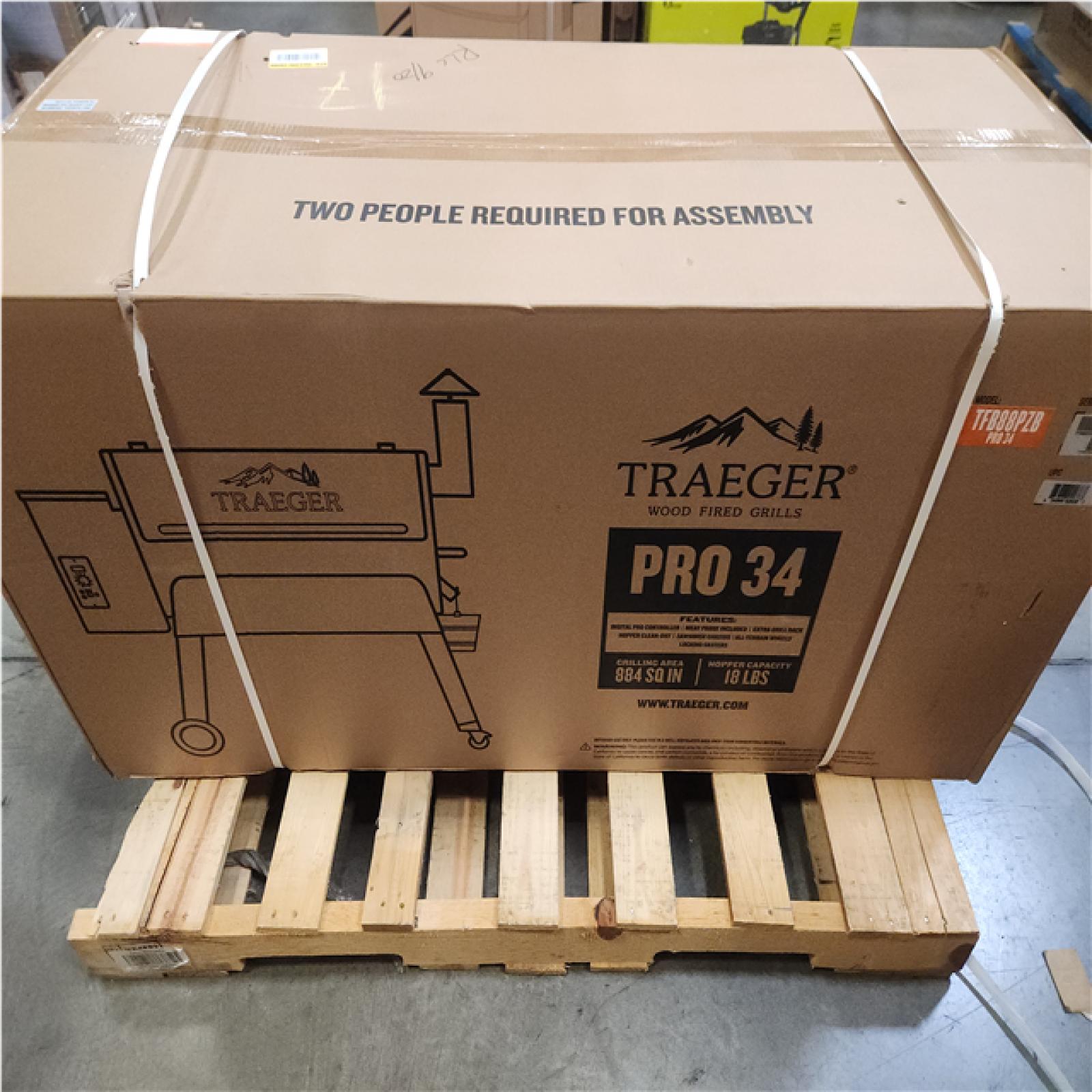 Phoenix NEW Traeger Pro 34 BBQ Wood Pellet Grill and Smoker in Bronze