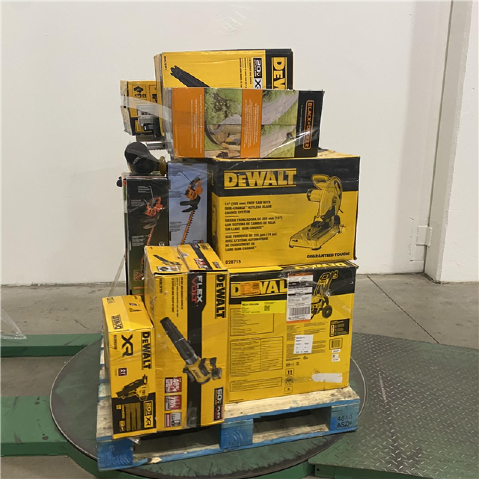 Dallas Location - As-Is Tool Pallet