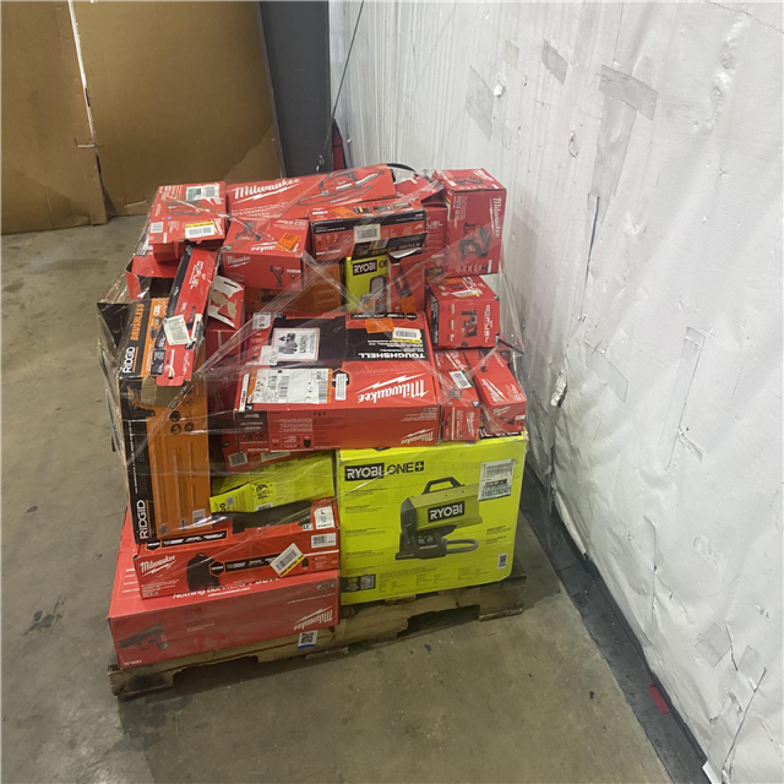 Houston Location AS IS - Tool Pallet