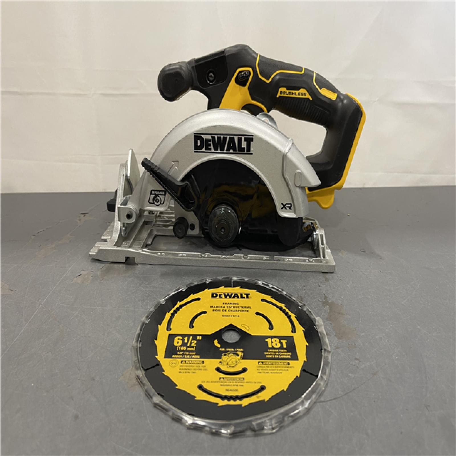 AS-IS - DeWALT 20V MAX Cordless Brushless 6-1/2 in. Sidewinder Style Circular Saw
