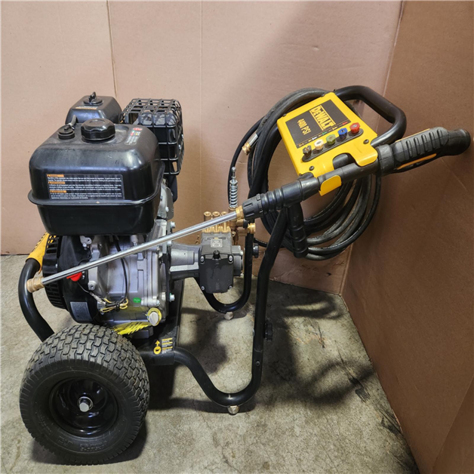 Phoenix AS-IS DEWALT 4400 PSI 4.0 GPM Cold Water Gas Pressure Washer