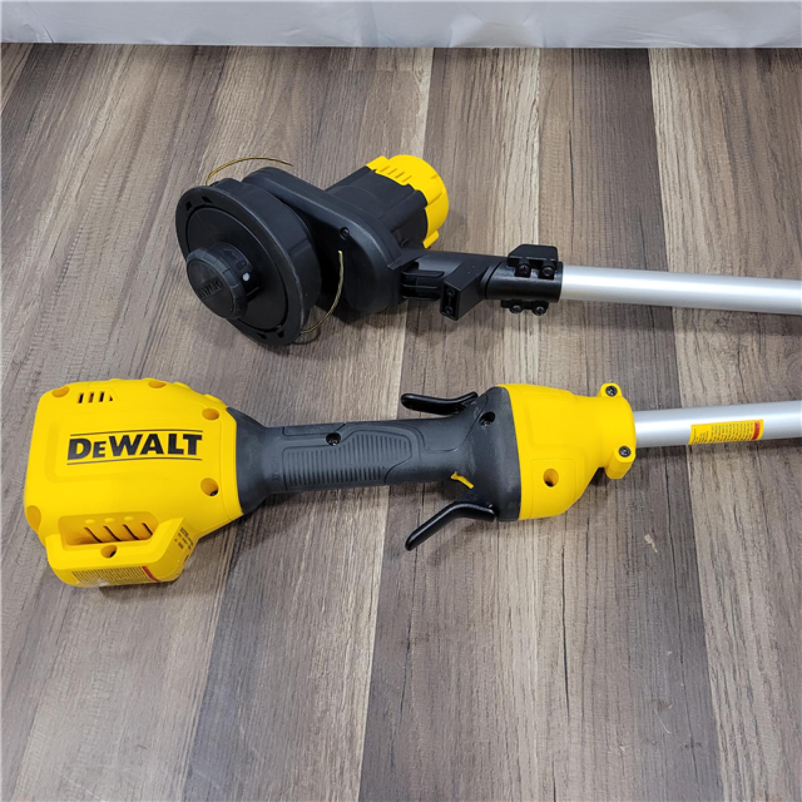 AS-IS   DEWALT  20V MAX Cordless Battery Powered String Trimmer (Tool Only)