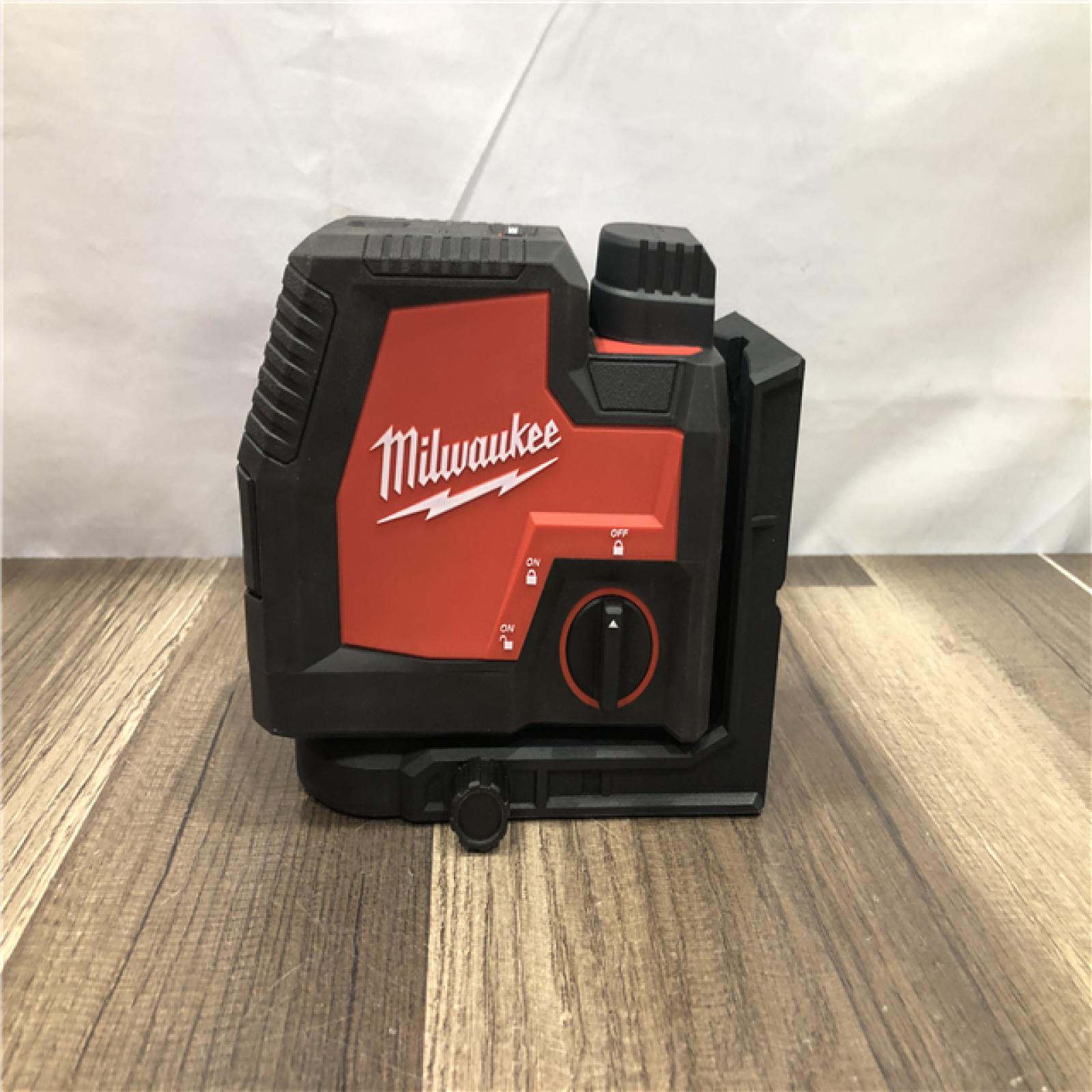 AS-IS Milwaukee Green 100 ft. Cross Line and Plumb Points Rechargeable Laser Level