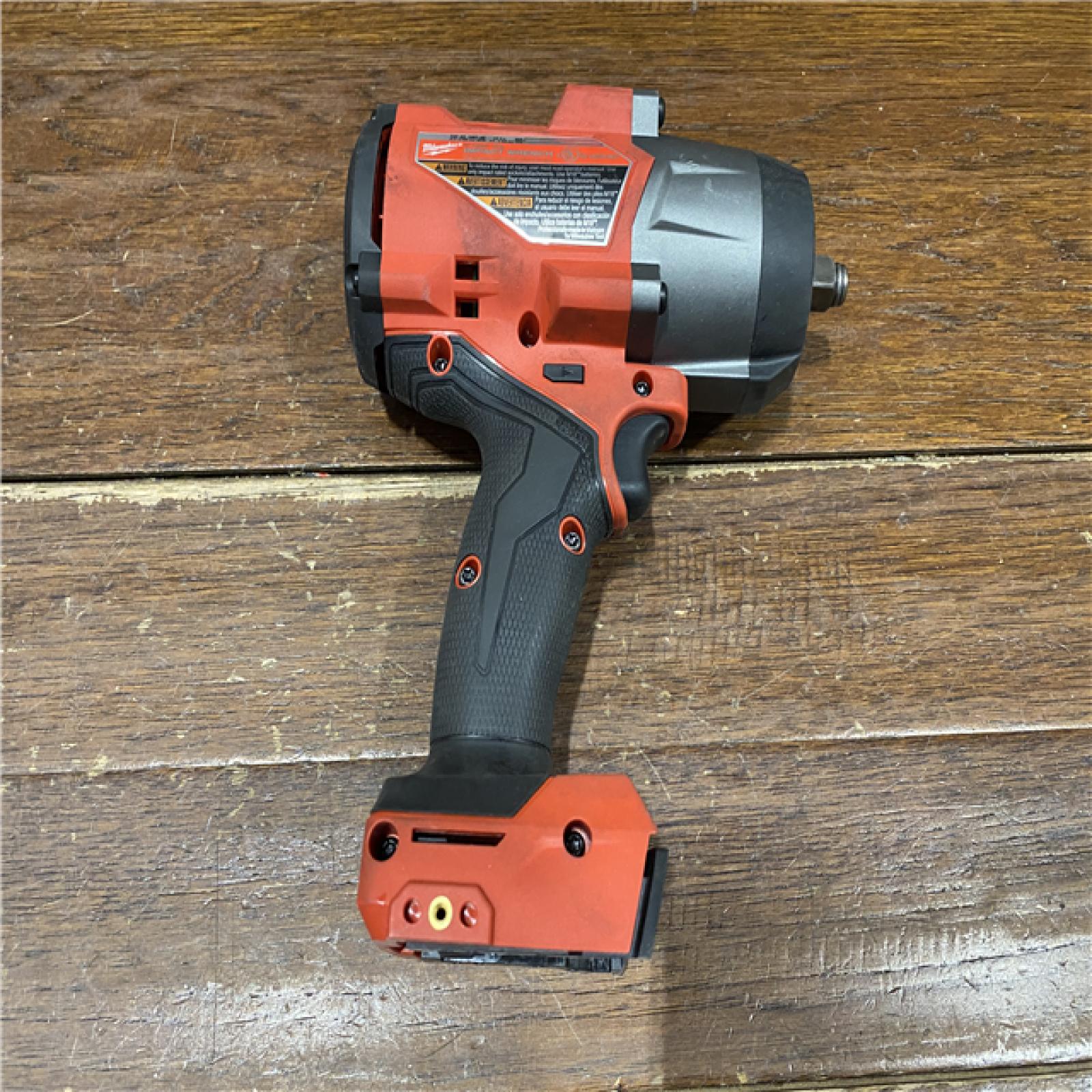 AS-IS Milwaukee M18 FUEL 1/2 High Torque Impact Wrench with Friction Ring Kit