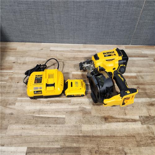 HOUSTON LOCATION - AS - IS DEWALT 20V MAX Lithium-Ion 15-Degree Electric Cordless Roofing Nailer Kit