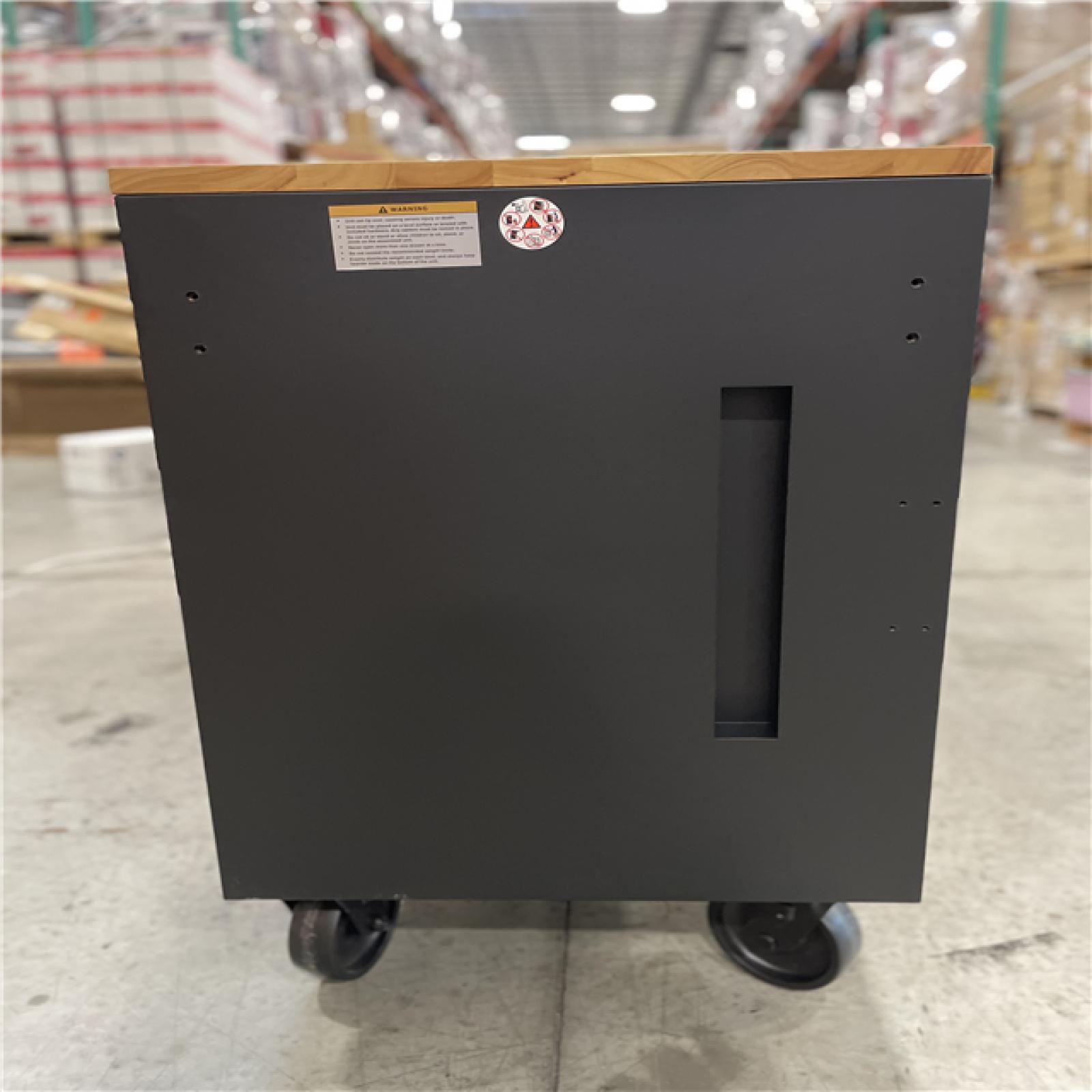 DALLAS LOCATION - HUSKY 72IN 18 DRAWER HEAVY DUTY WORKBENCH MATTE BLACK