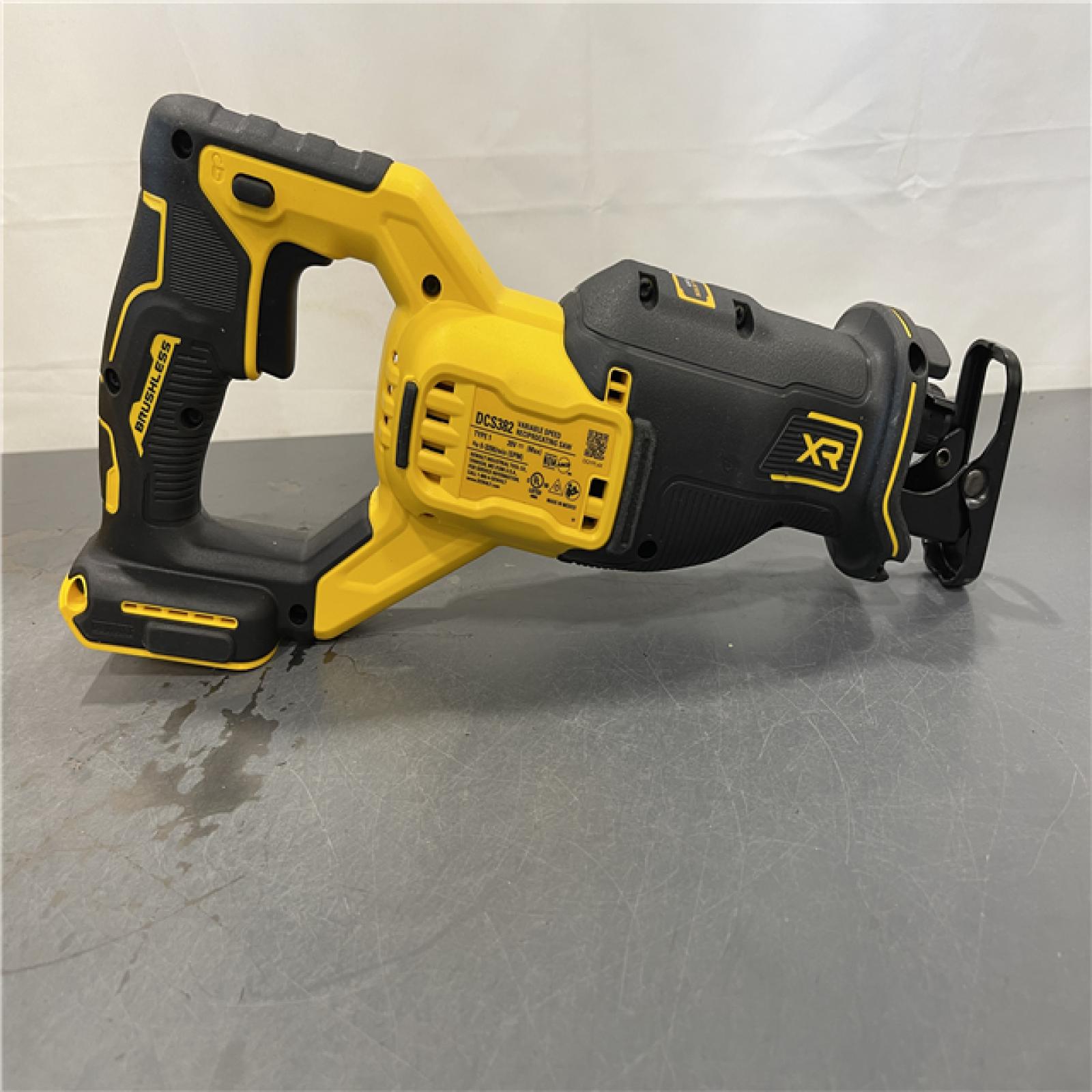 AS-IS - DEWALT 20V MAX XR Cordless Brushless Reciprocating Saw