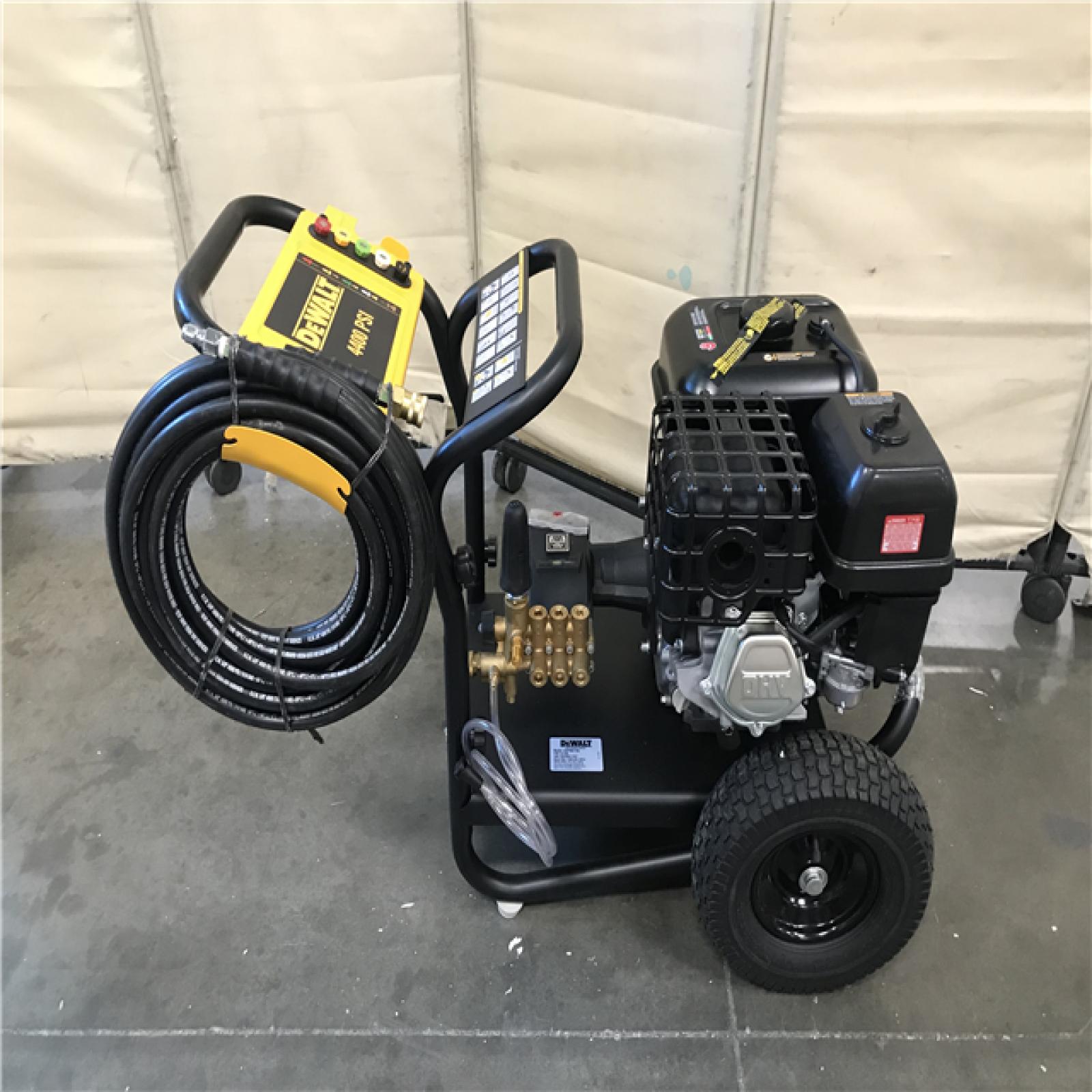 California NEW DEWALT 4400 PSI 4.0 GPM Gas Cold Water Pressure Washer with 420cc Engine