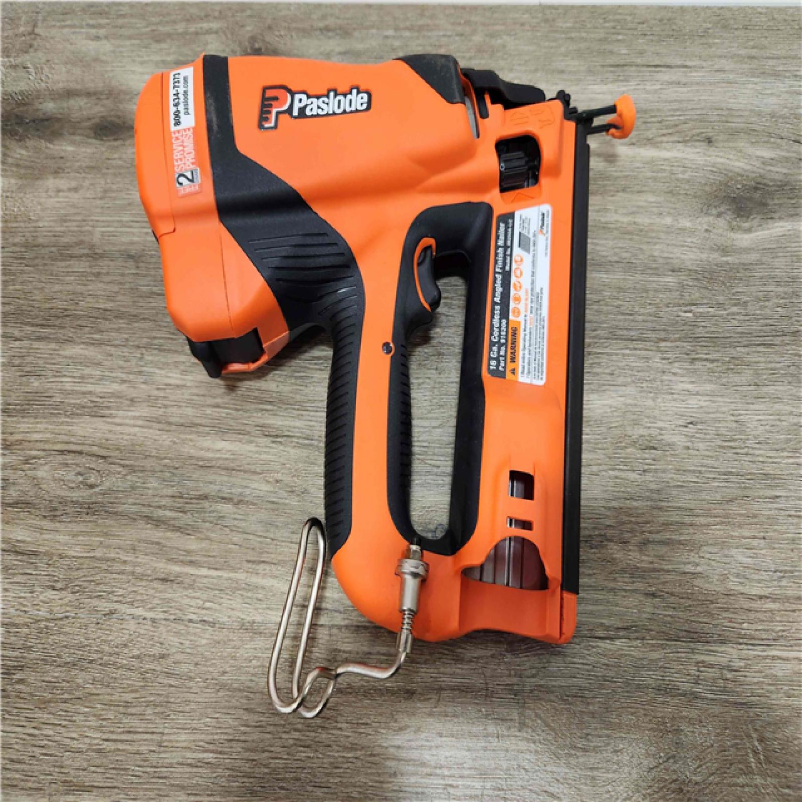 Phoenix Location Appears NEW Paslode Lithium-Ion Battery 16-Gauge Angled Cordless Finished Air Tool Nailer