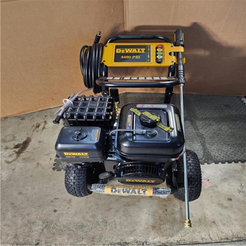 HOUSTON LOCATION - AS-IS (APPEARS LIKE NEW) DEWALT 4400 PSI 4.0 GPM Cold Water Gas Pressure Washer