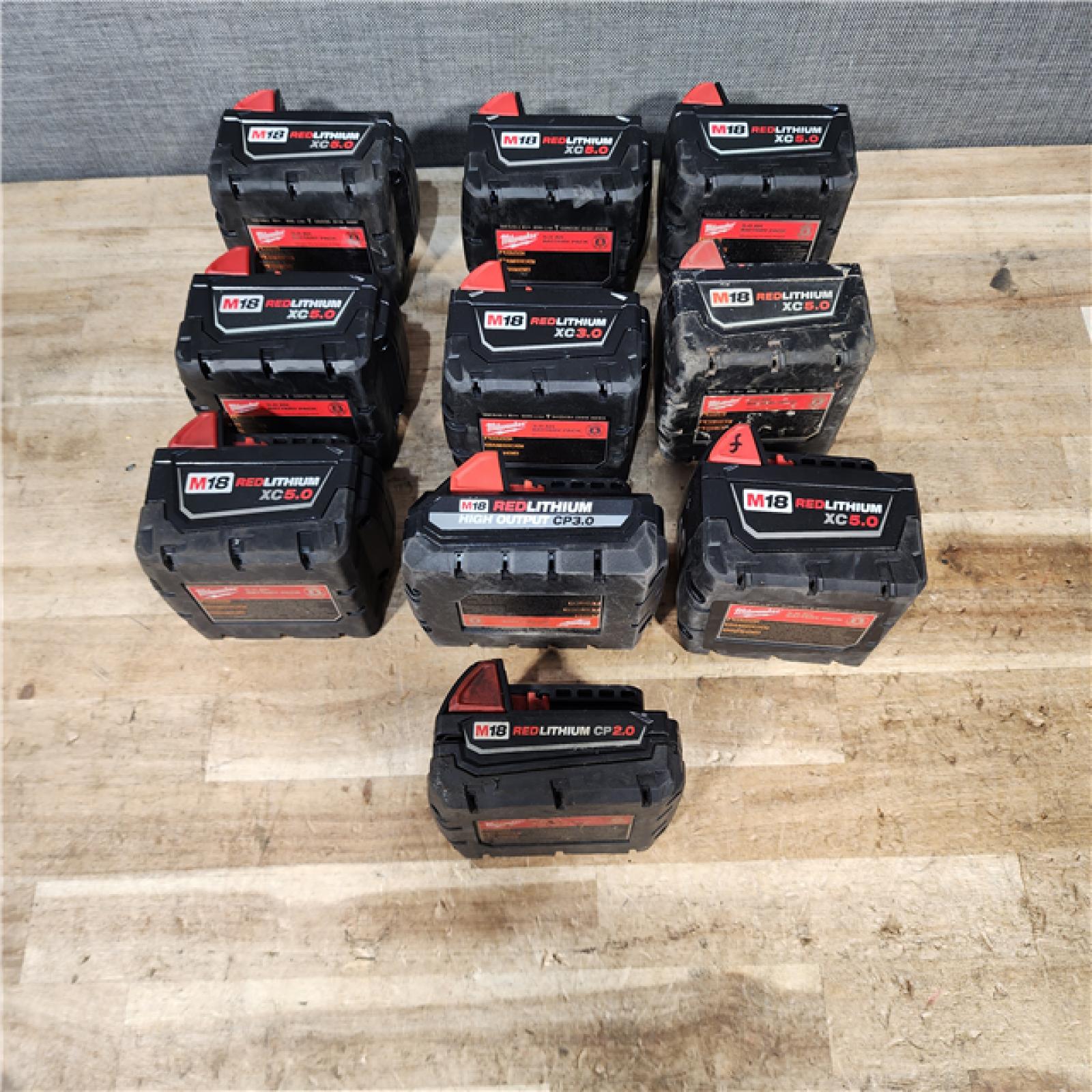 HOUSTON LOCATION - AS - IS MILWAUKEE BATTERY PACK QTY - 10