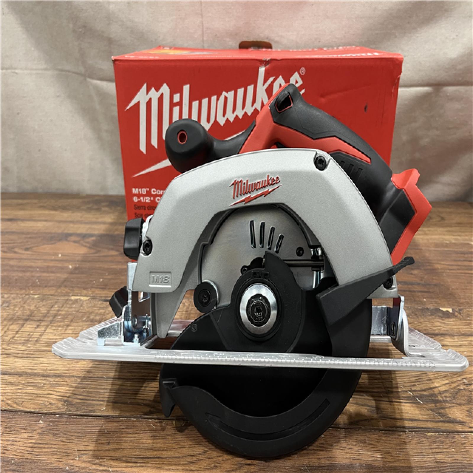 AS-IS Milwaukee 2630-20 M18 Cordless 6-1/2 Circular Saw Bare Tool Only - All