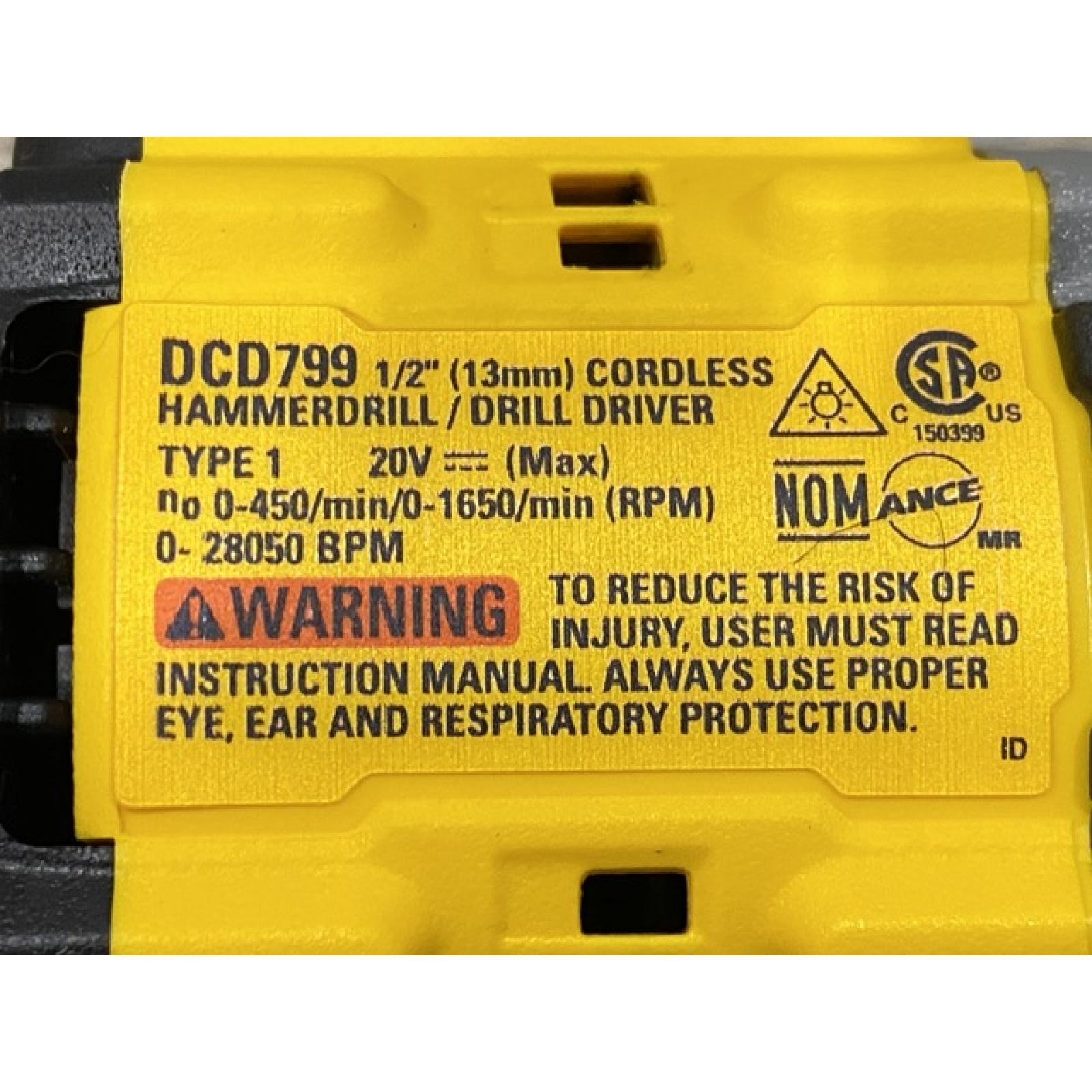 AS-IS DEWALT ATOMIC 20V Cordless 1/2 in. Compact Hammer Drill Kit