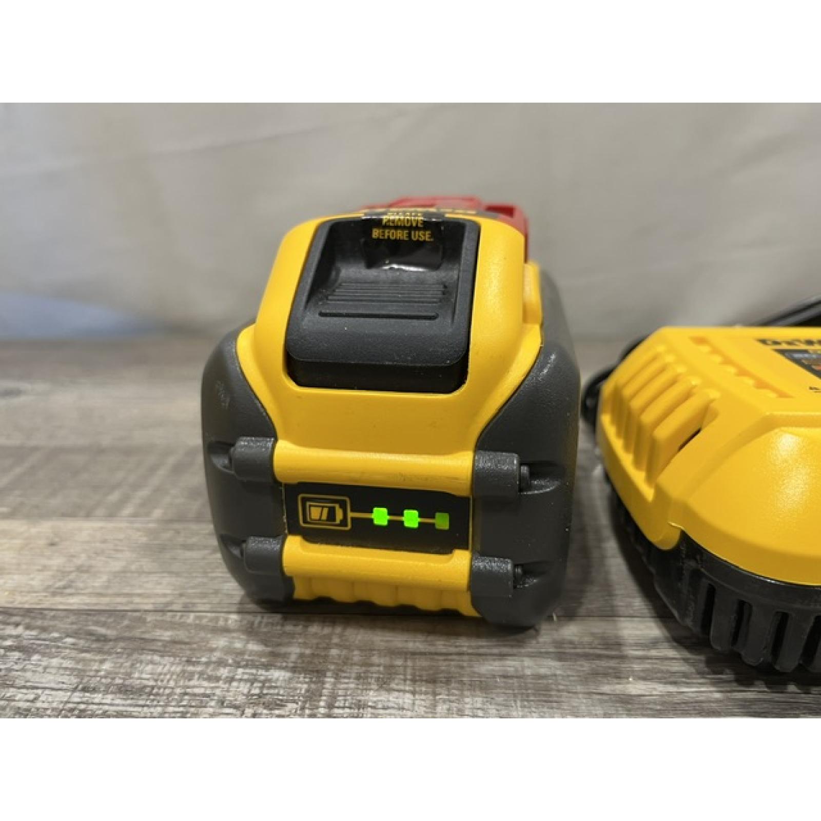 AS-IS DEWALT 20V/60V MAX FLEXVOLT Lithium-Ion 9.0Ah Battery and Charger Starter Kit