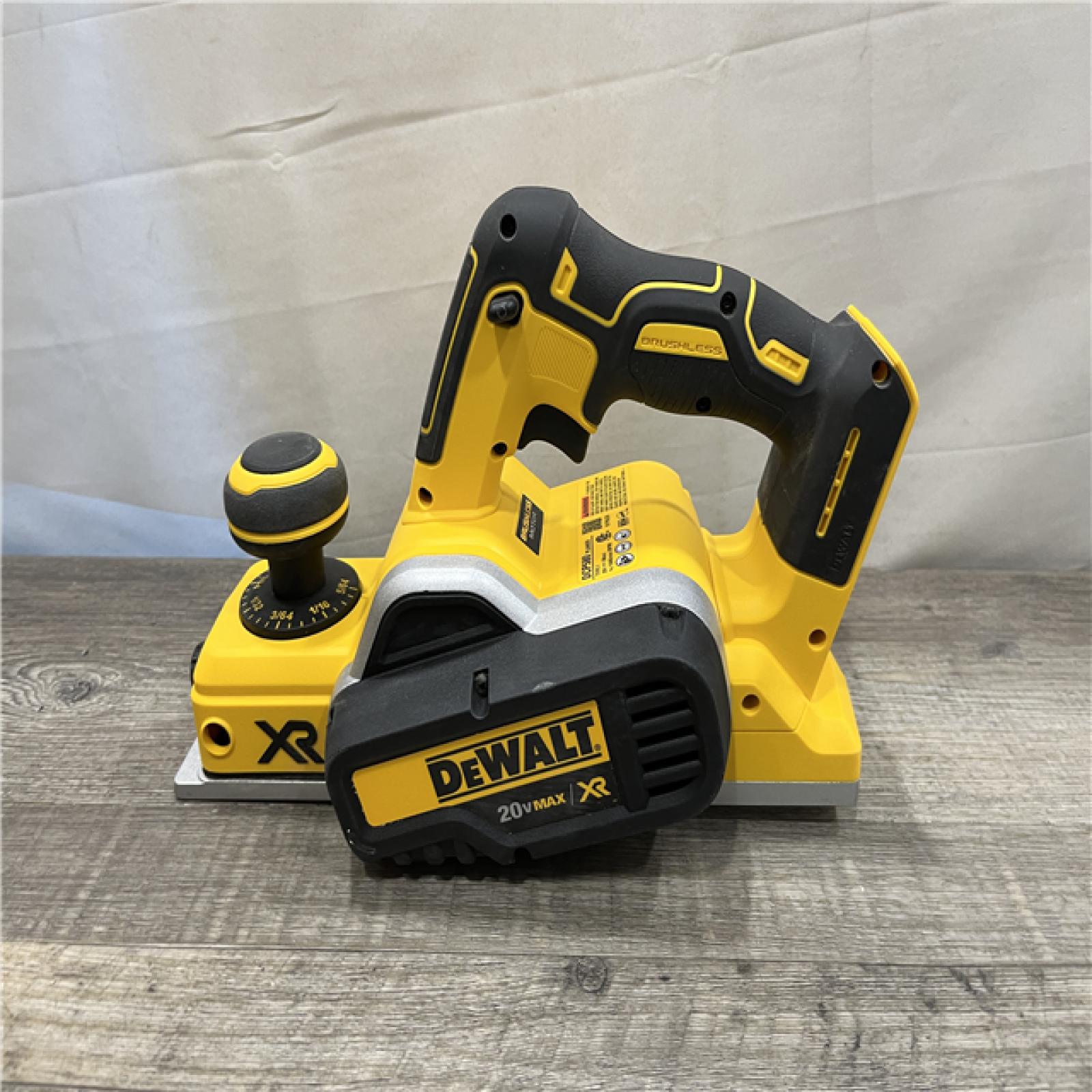 AS-IS DEWALT 20V MAX XR Cordless Brushless 3-1/4 in. Planer (Tool Only)