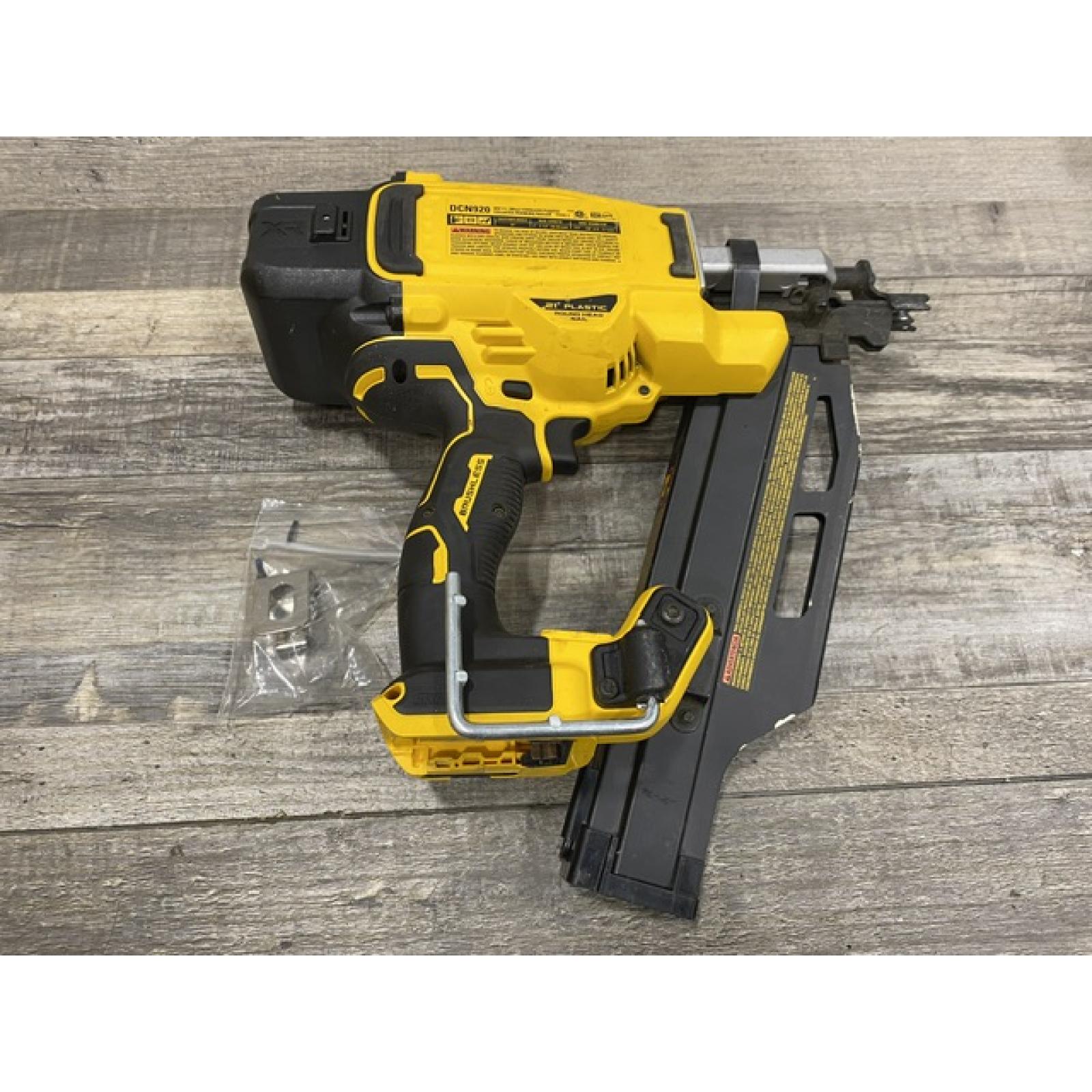 AS-IS DEWALT 20-Volt 21° Cordless Framing Nailer (Tool-Only)