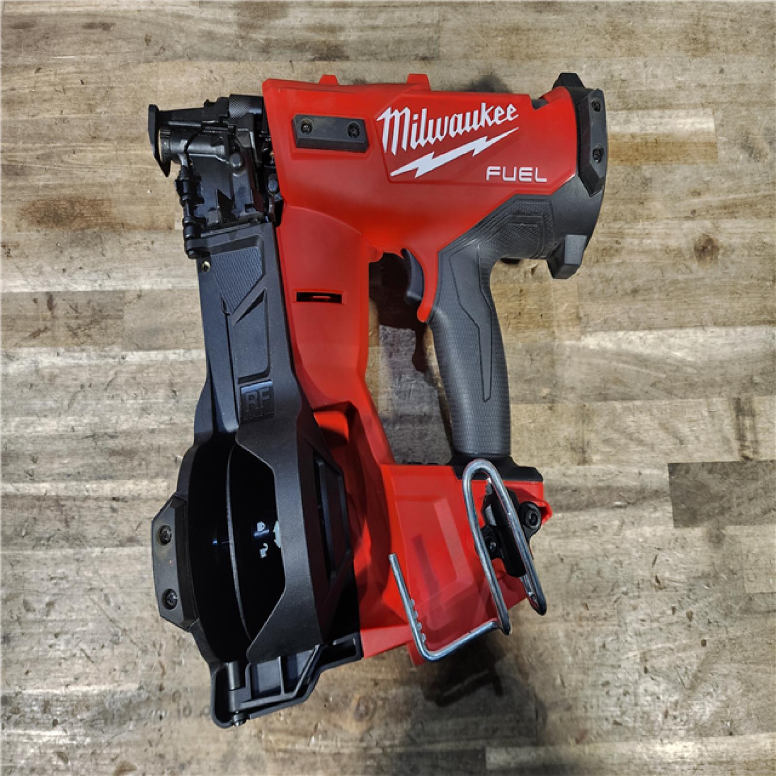 HOUSTON LOCATION - AS-IS Milwaukee M18 FUEL 18-Volt Lithium-Ion Brushless Cordless Coil Roofing Nailer (Tool Only)