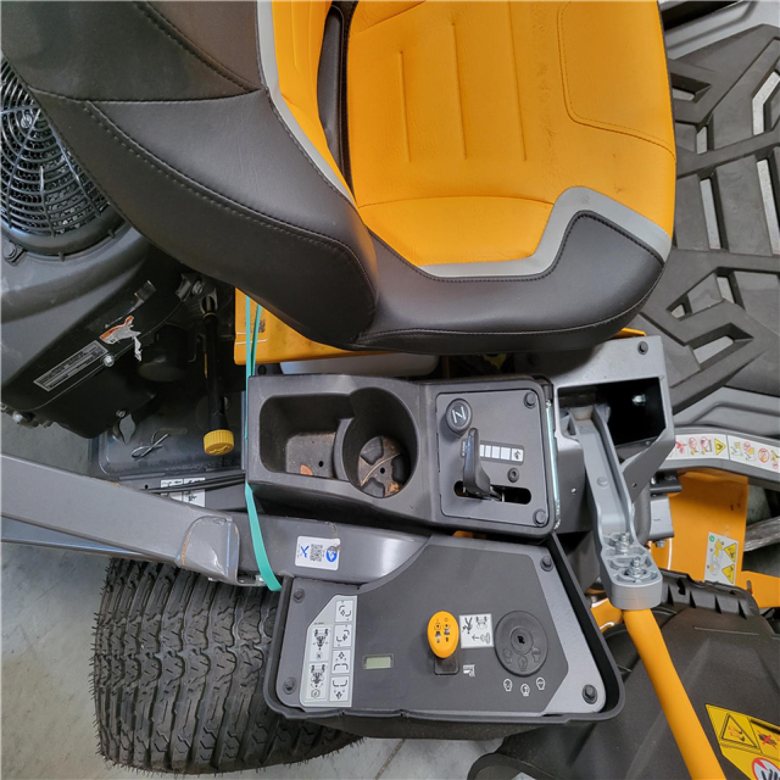 CALIFORNIA APPEARS NEW CUB CADET ULTIMA ZT2 50 SIT DOWN RIDING LAWN MOWER