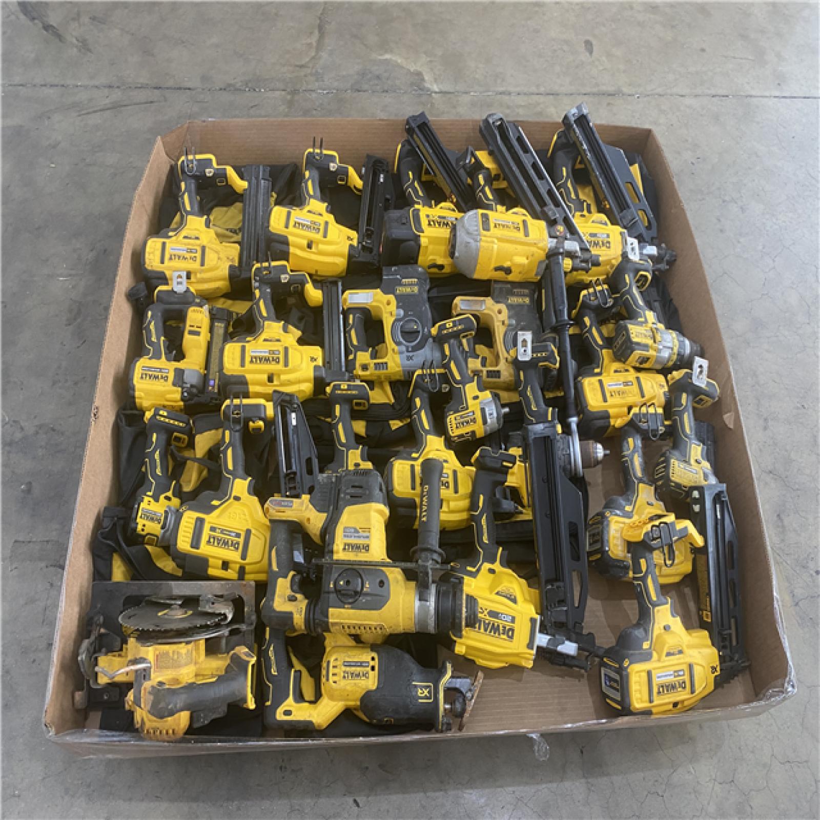 Houston Location AS IS - Tool Pallet