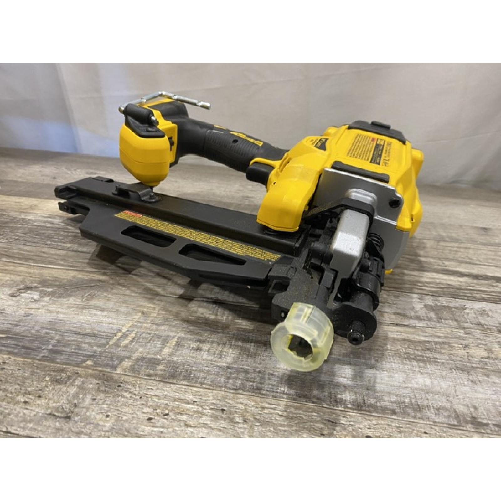 AS-IS DEWALT 20-Volt 21° Cordless Framing Nailer (Tool-Only)