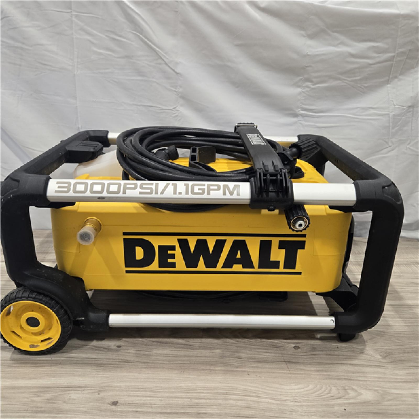 AS-IS DEWALT 3000 PSI 15 Amp Electric Pressure Washer