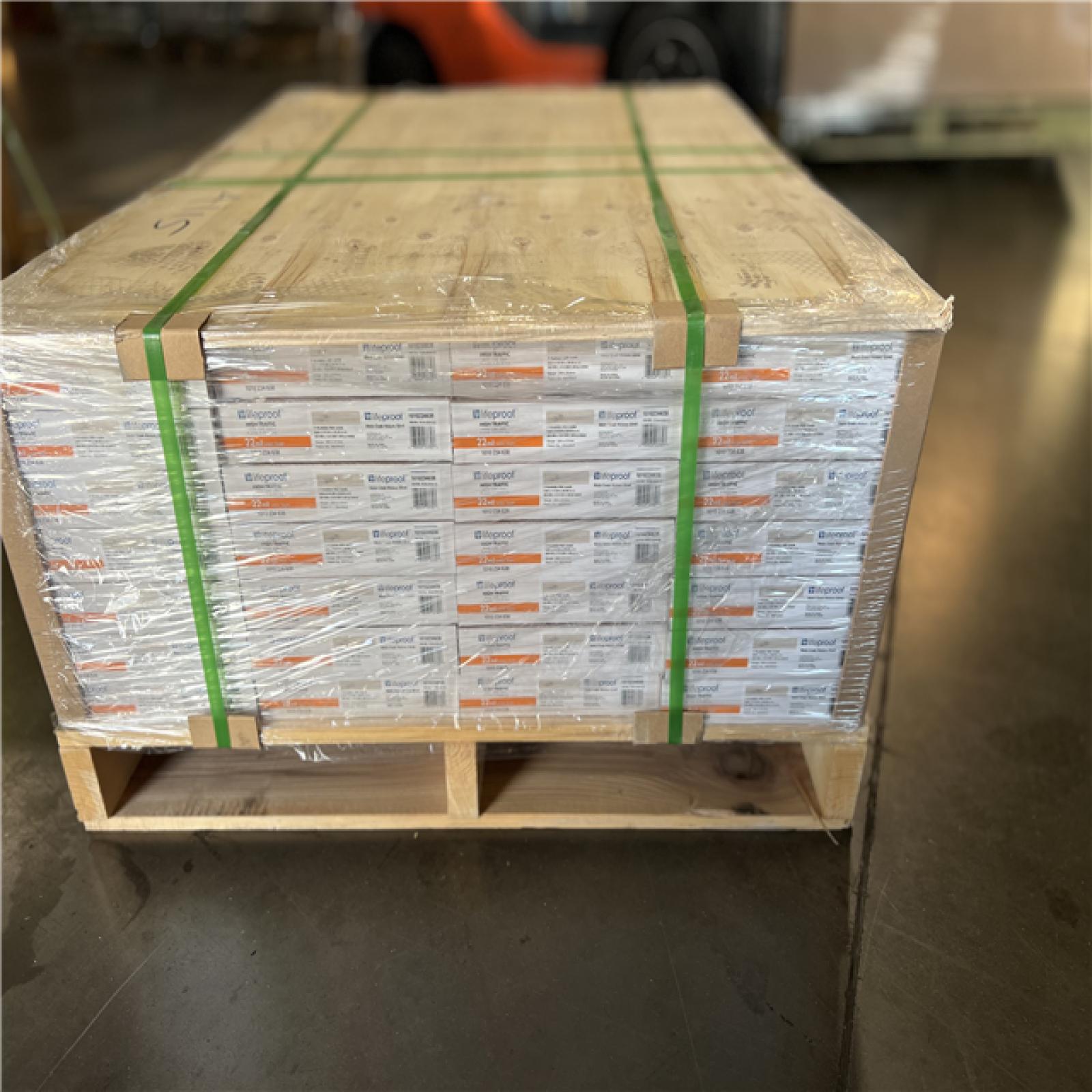 DALLAS LOCATION - Lifeproof Webb Creek Hickory 22 MIL x 8.7 in. W x 48 in. L Click Lock Waterproof Luxury Vinyl Plank Flooring (20.1 sq. ft./Case) PALLET - (28 UNITS)