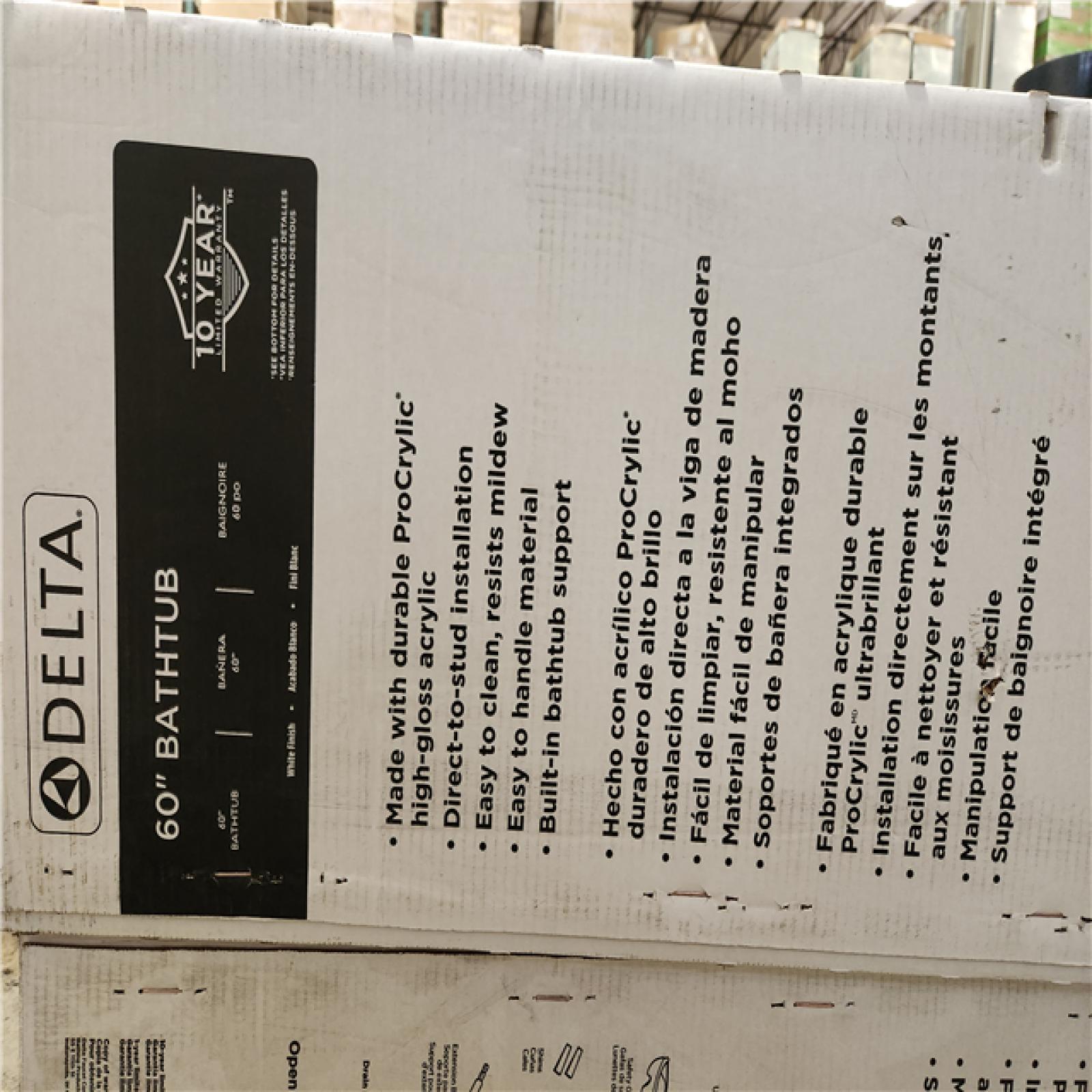 Phoenix Location 2 Delta Classic 500 Curve 60 in. x 32 in. Alcove Deep Soaking Bathtub with Right Drain in High Gloss White Pallet