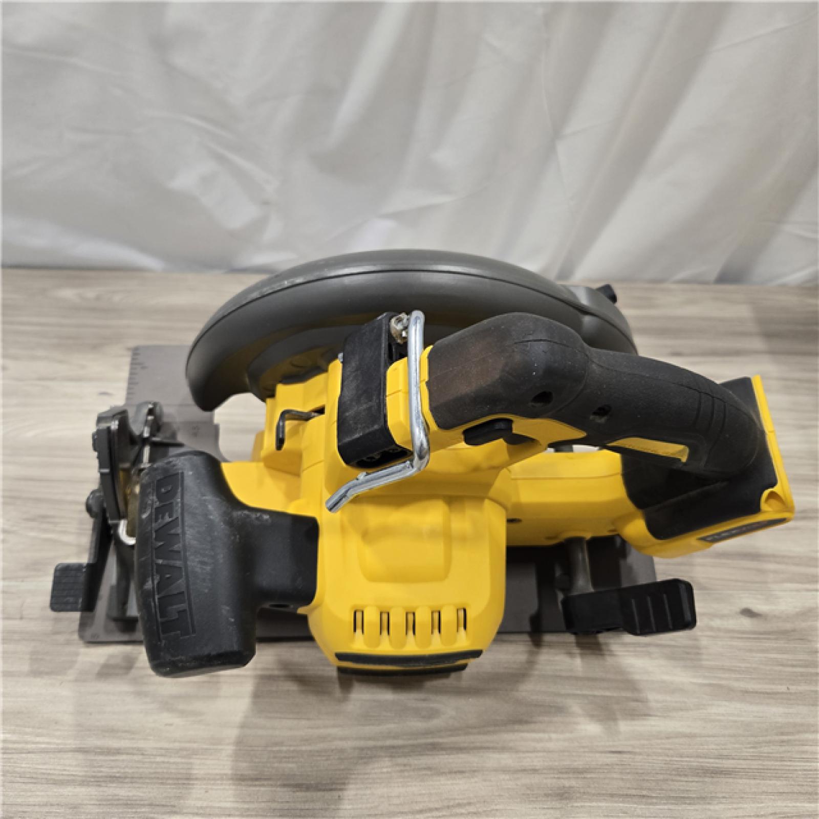 AS-IS DeWALT Flexvolt Max  60V Brushless Circular Saw (Tool Only)
