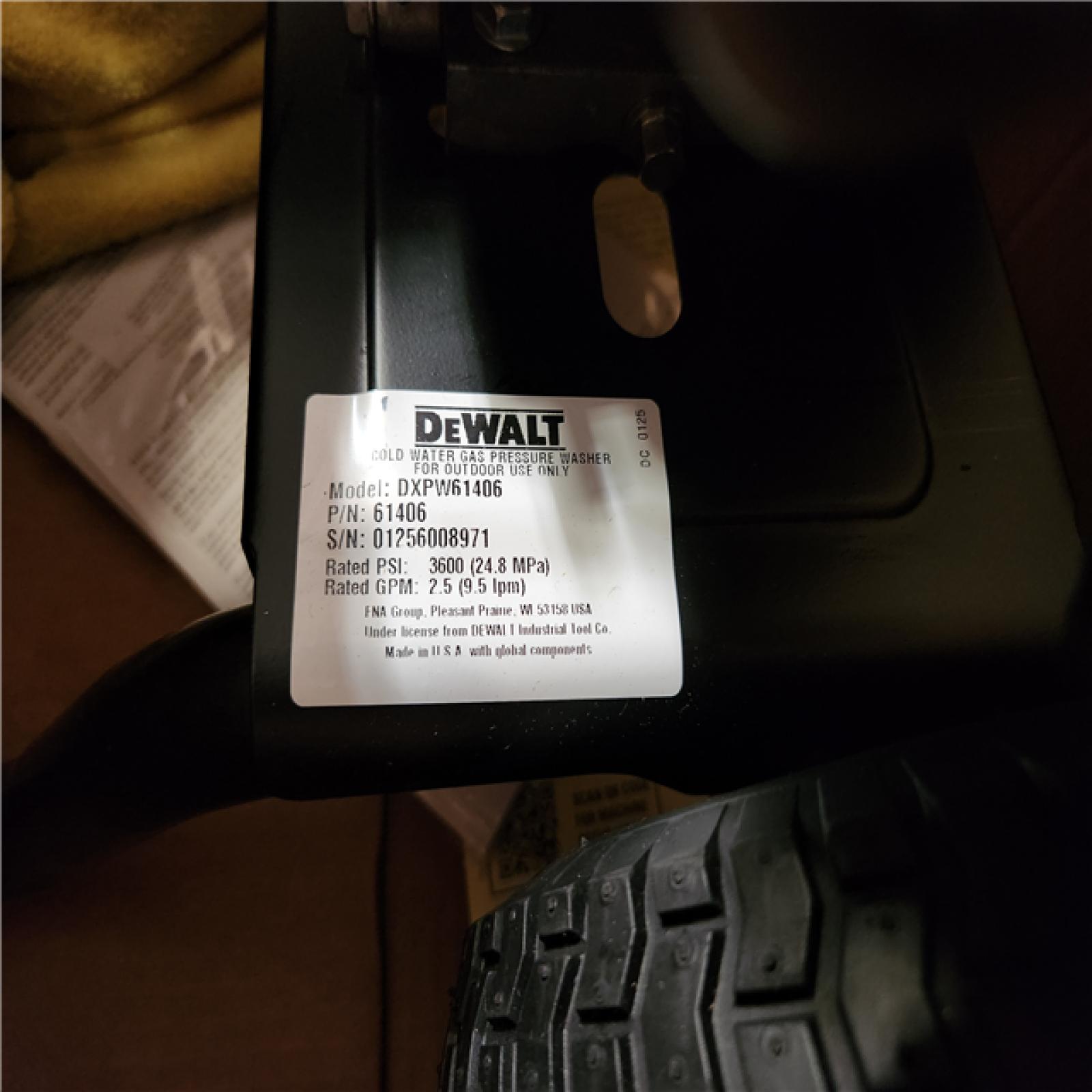Phoenix NEW DEWALT 3600 PSI 2.5 GPM Cold Water Gas Professional Pressure Washer with HONDA GX200 Engine