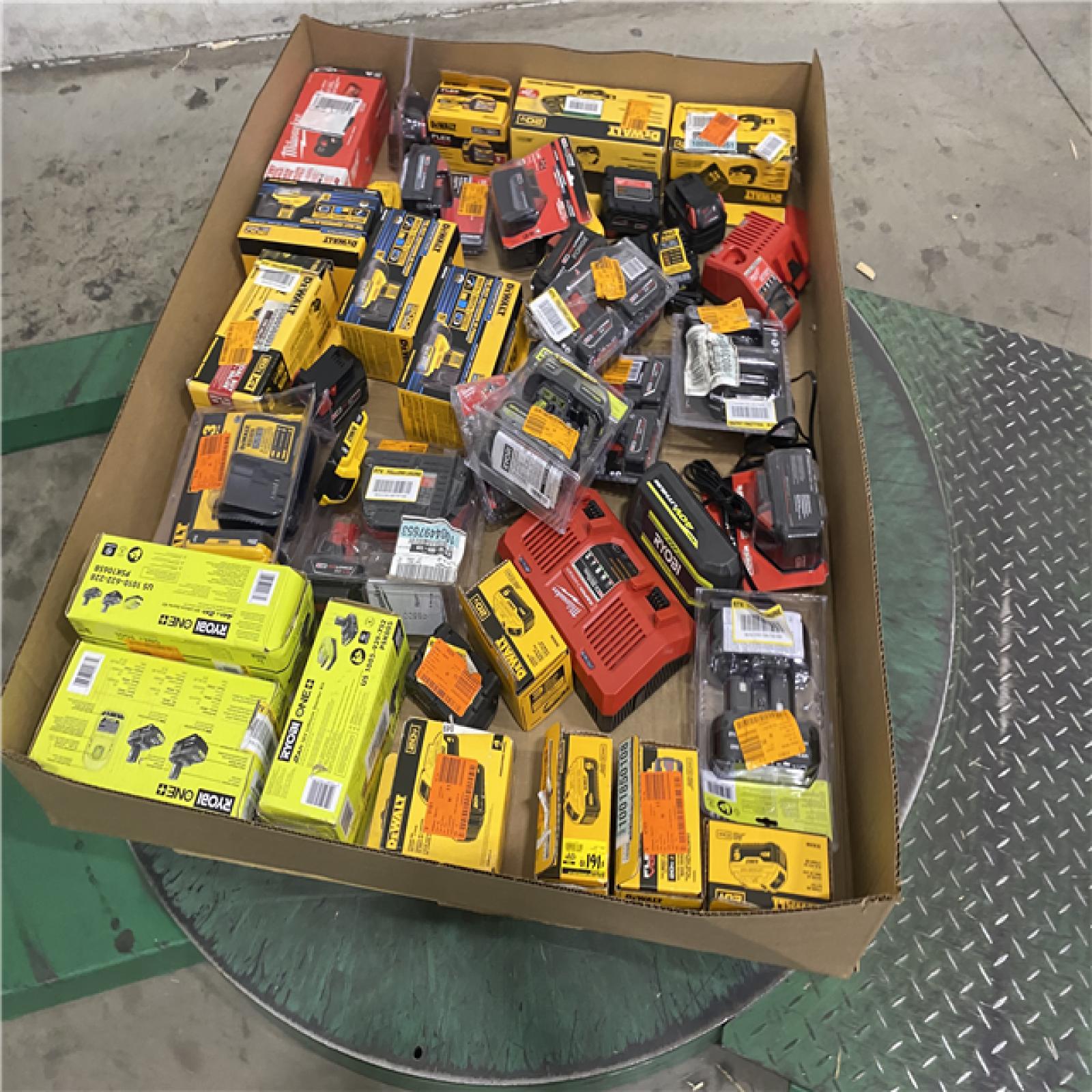 Dallas Location - As-Is Battery Tool Pallet