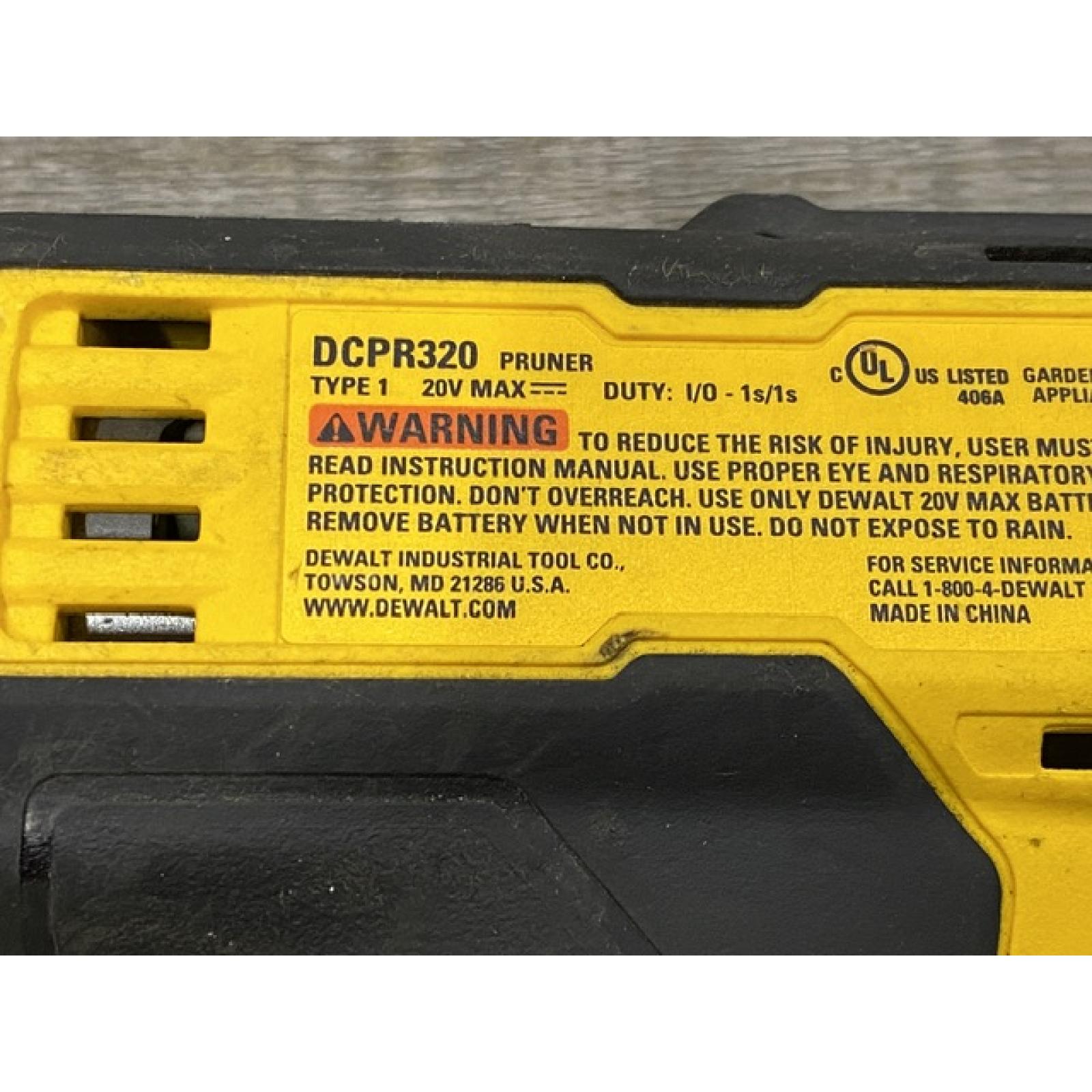 AS-IS DEWALT 20V MAX Cordless Battery Powered Pruner Kit