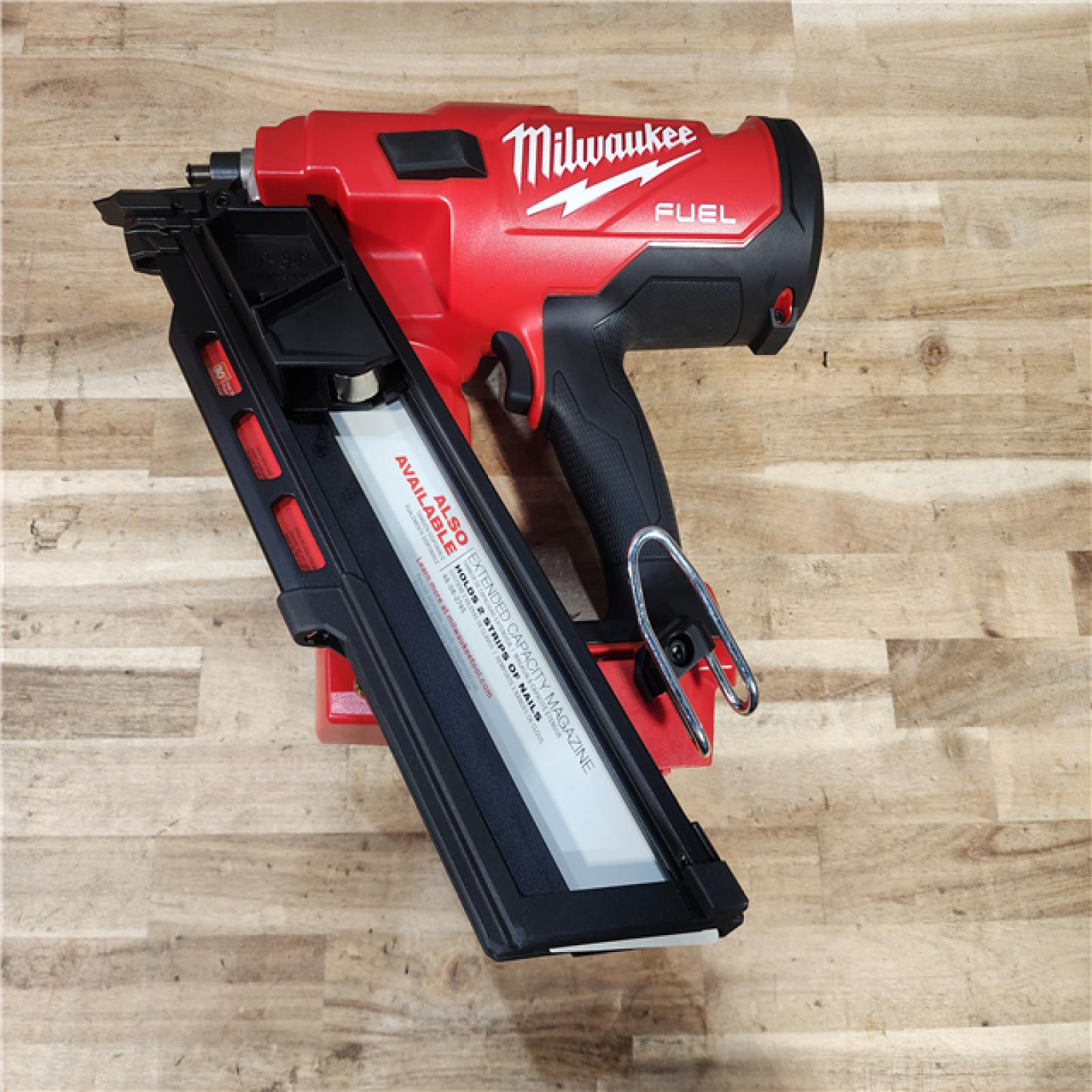 HOUSTON LOCATION - AS-IS (APPEARS LIKE NEW) Milwaukee FUEL 3-1/2 in. 18-Volt 30-Degree Lithium-Ion Brushless Cordless Framing Nailer (Tool-Only)