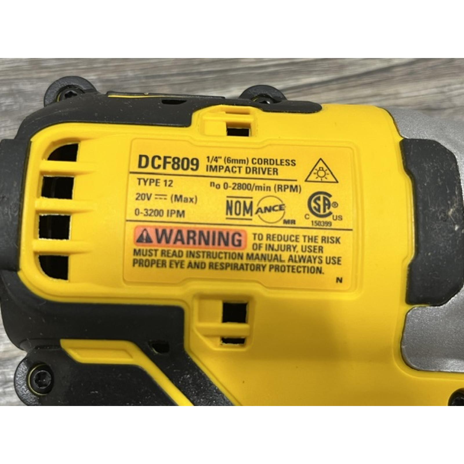AS-IS DEWALT Atomic 20V Max Lithium-Ion Brushless Cordless Compact 1/4 in. Impact Driver Kit