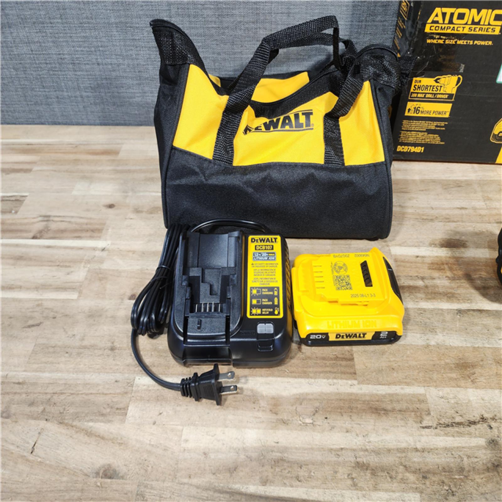 HOUSTON LOCATION - AS - IS DEWALT Atomic 20V Lithium-Ion Cordless Compact 1/2 in. Drill/Driver Kit