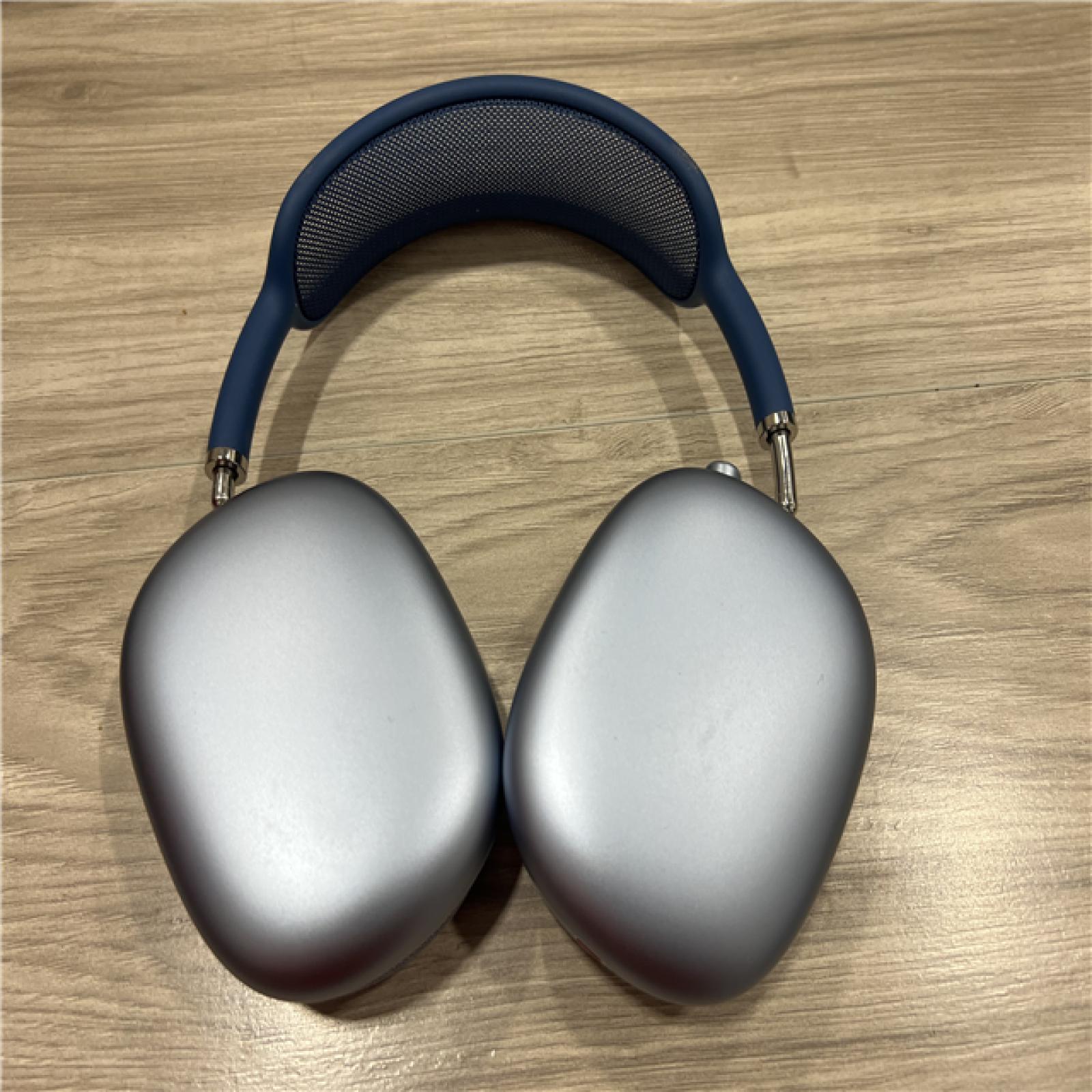 AS-IS Apple AirPods Max (Lighting) - Sky Blue