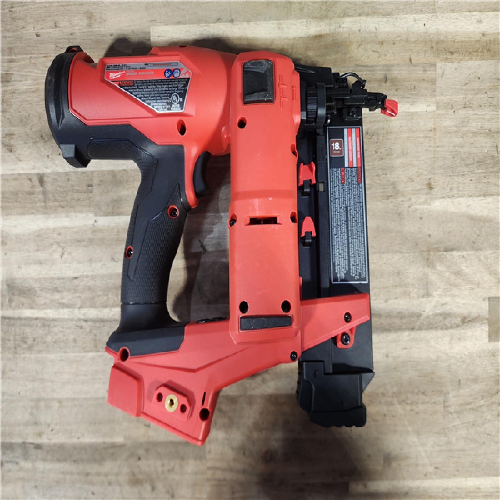 HOUSTON LOCATION - AS-IS Milwaukee M18 Fuel 18V Brushless 18-Gauge Brad Nailer 2746-20 (Bare Tool)