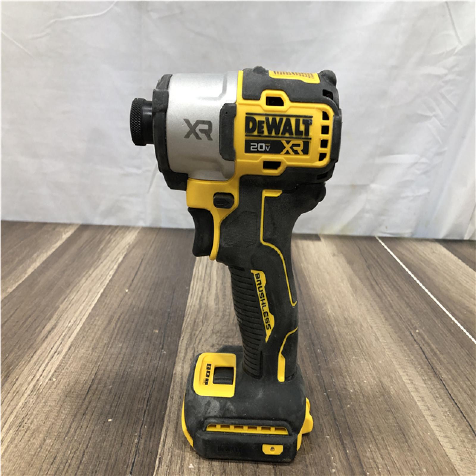 AS-IS DEWALT 20V MAX XR Cordless Brushless 1/4 in. 3-Speed Impact Driver (Tool-Only)