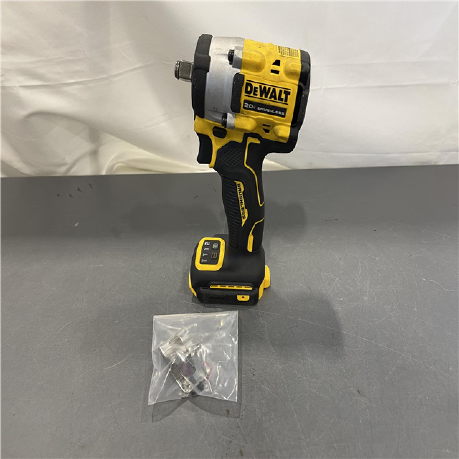 AS-IS - DEWALT ATOMIC 20V MAX Cordless Brushless 1/2 in. Variable Speed Impact Wrench (Tool Only)