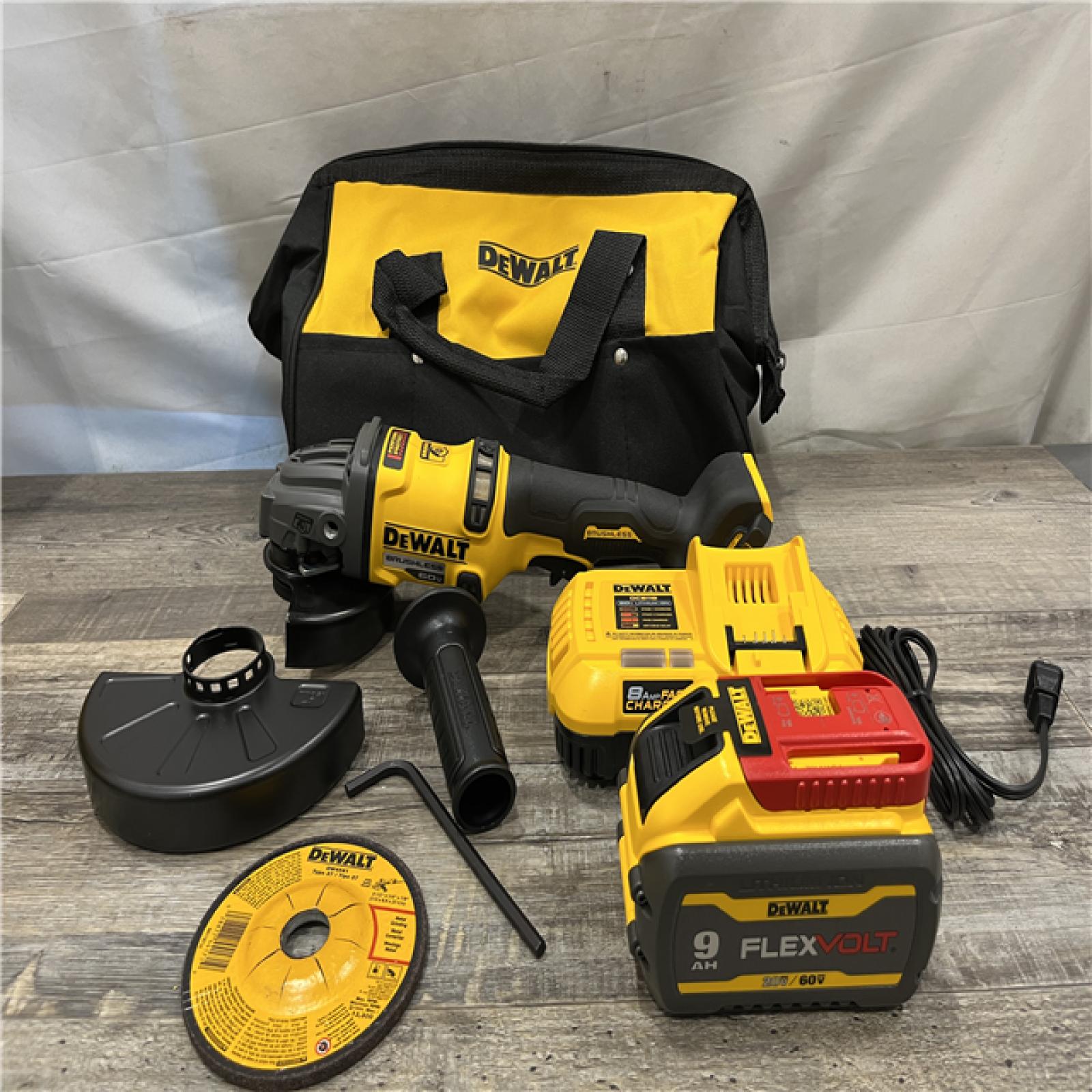 AS-IS DEWALT FLEXVOLT 60V MAX Cordless Brushless 4.5 in. - 6 in. Small Angle Grinder Kit
