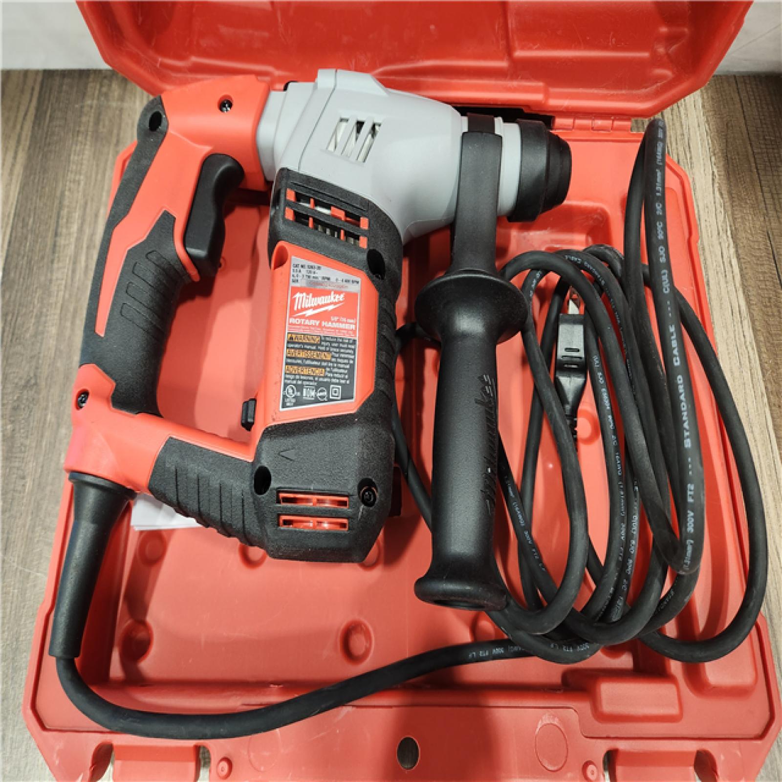 AS-IS- Milwaukee 5.5 Amp 5/8 in. Corded SDS-plus Concrete/Masonry Rotary Hammer Drill Kit with Case