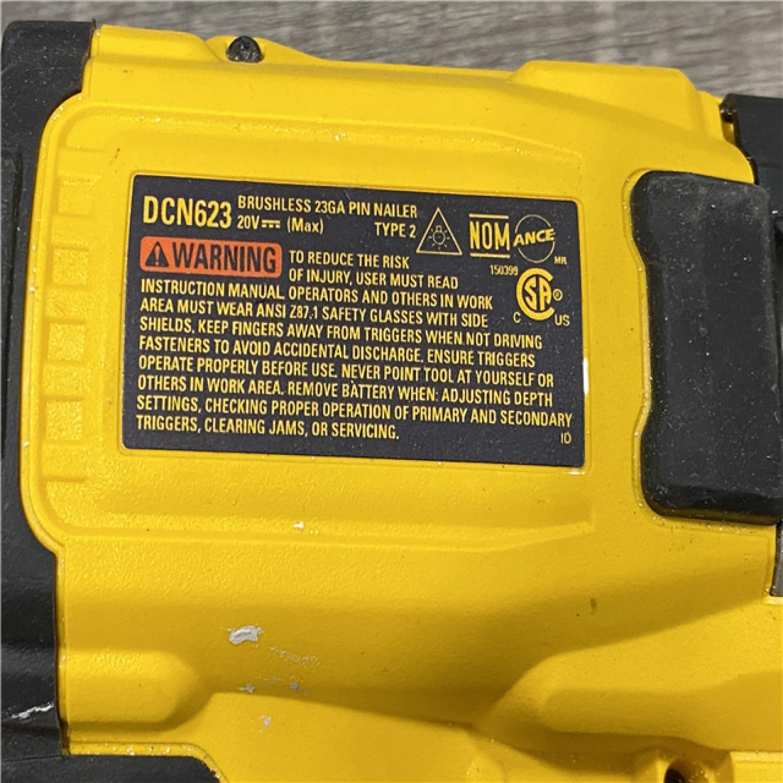 AS-IS DEWALT ATOMIC 20V MAX Lithium Ion Cordless 23 Gauge Pin Nailer Kit