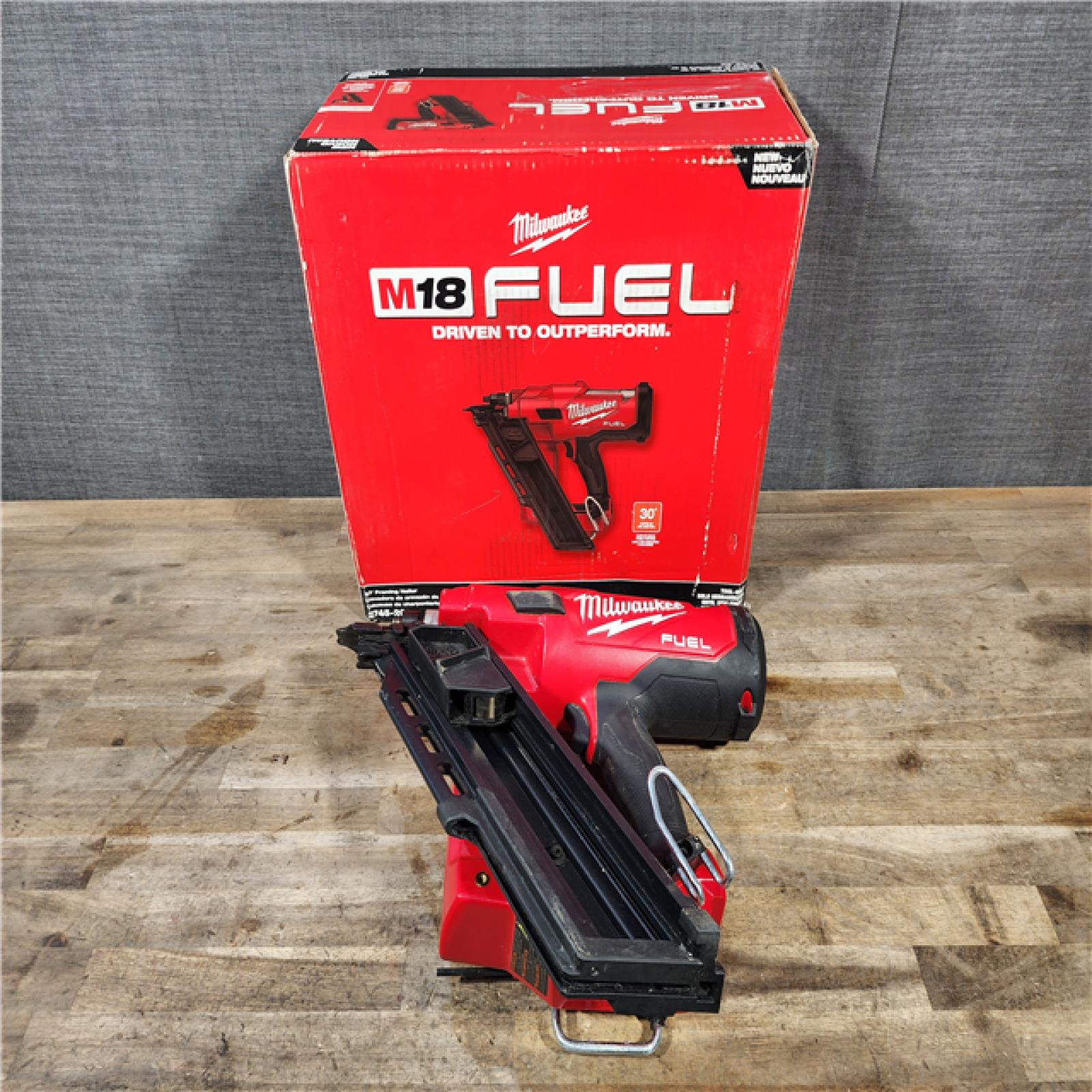 HOUSTON LOCATION - AS-IS Milwaukee M18 FUEL 30 Degree Framing Nailer (TOOL ONLY)