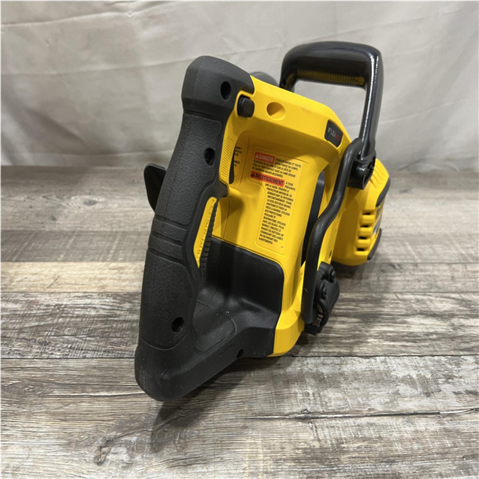 AS-IS DEWALT FLEXVOLT 60V MAX Cordless Brushless 7-1/4 in. Wormdrive Style Circular Saw (Tool Only)