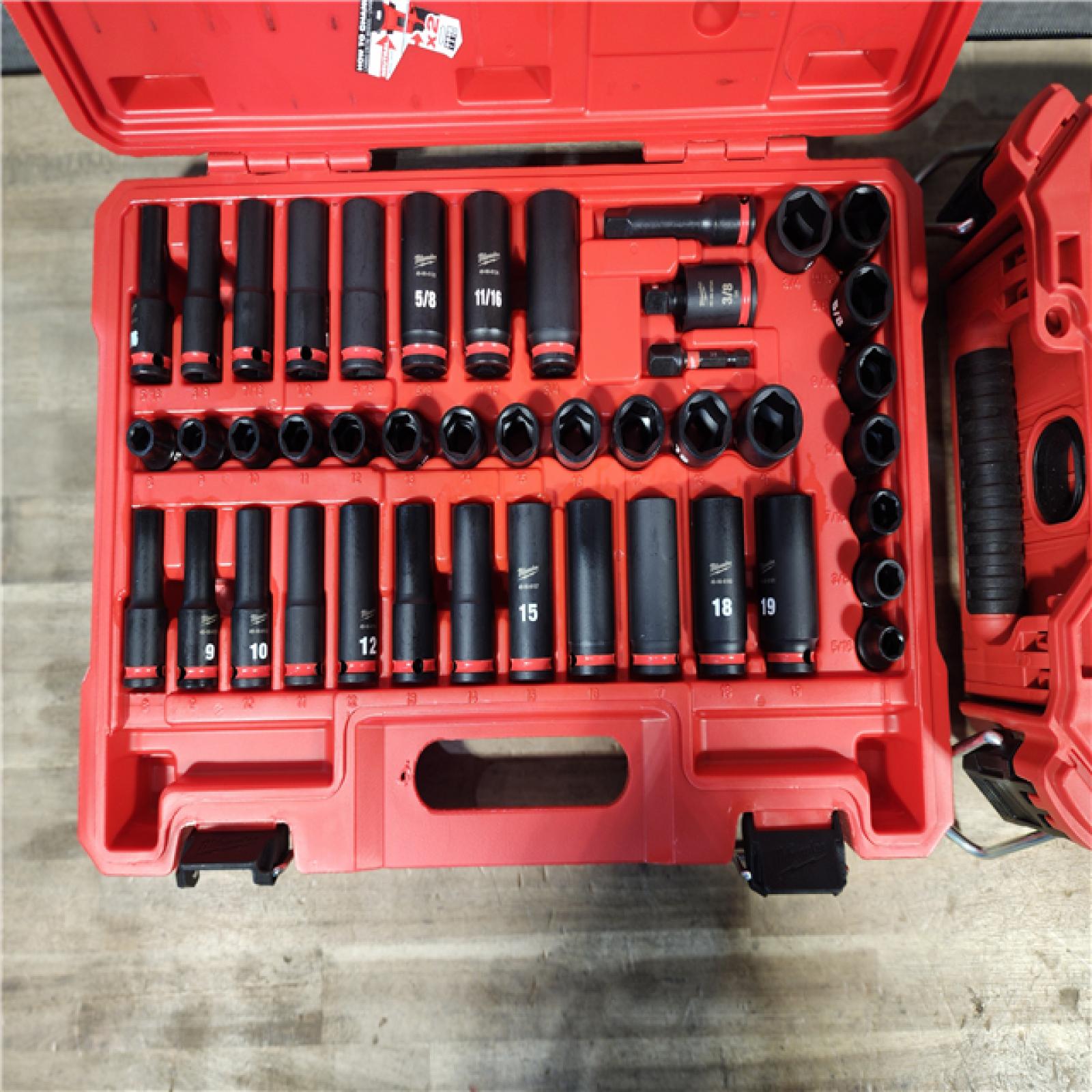 HOUSTON LOCATION - AS-IS Milwaukee Tool 43 Pc 3/8 Drive Deep Socket Set