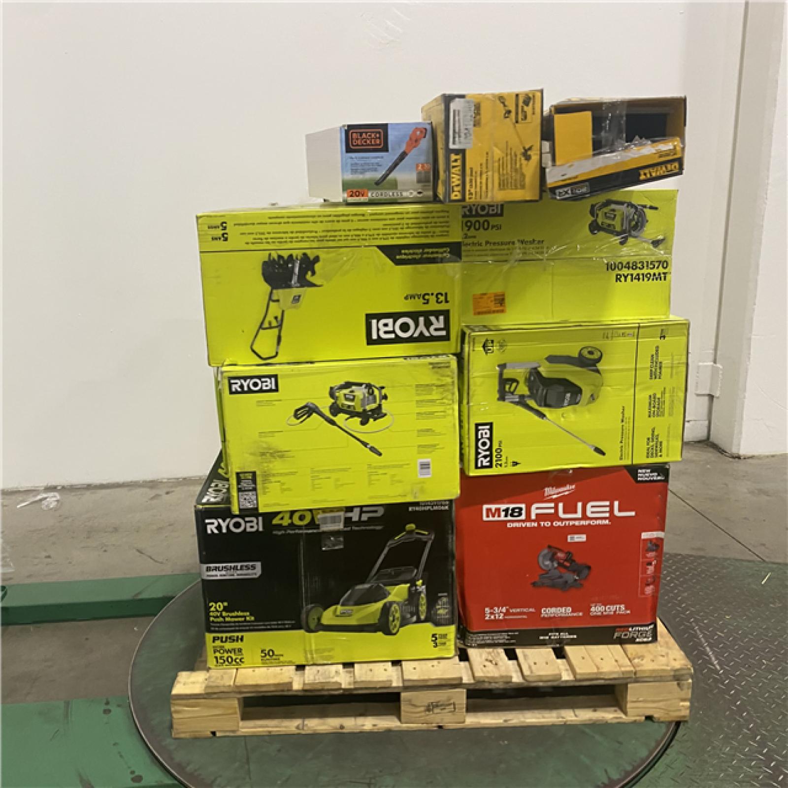 Dallas Location - As-Is Tool Pallet