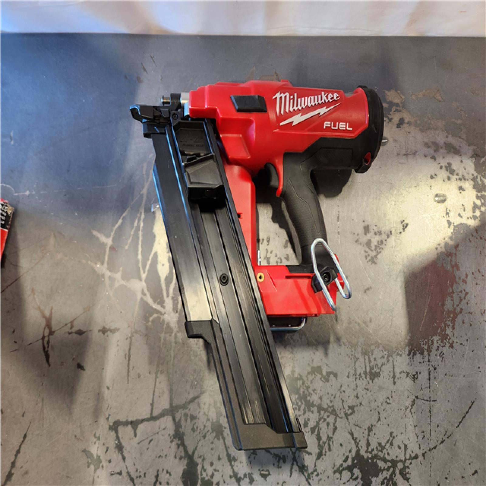 AS-IS- Milwaukee 2744-20 M18 FUEL 21-Degree Cordless Framing Nailer (Tool Only)