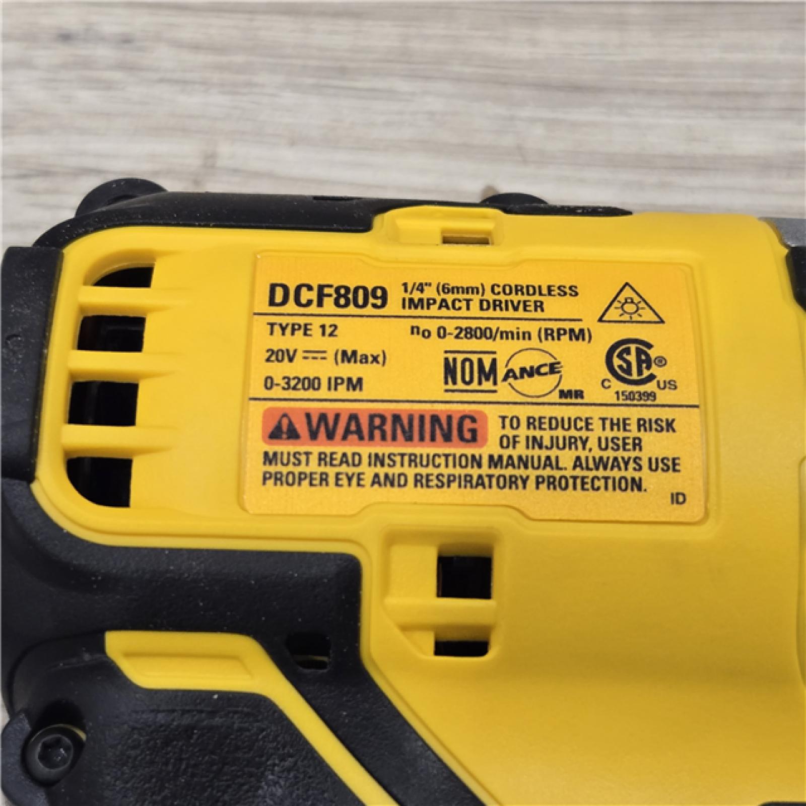 AS-IS DeWALT ATOMIC 20V MAX Cordless Compact Impact Driver Kit